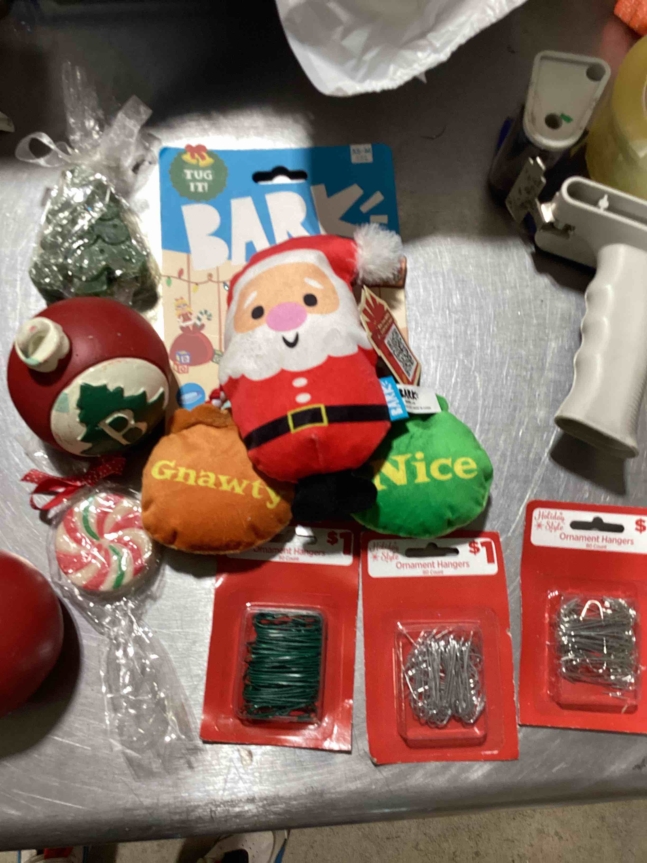 Assorted Christmas items 