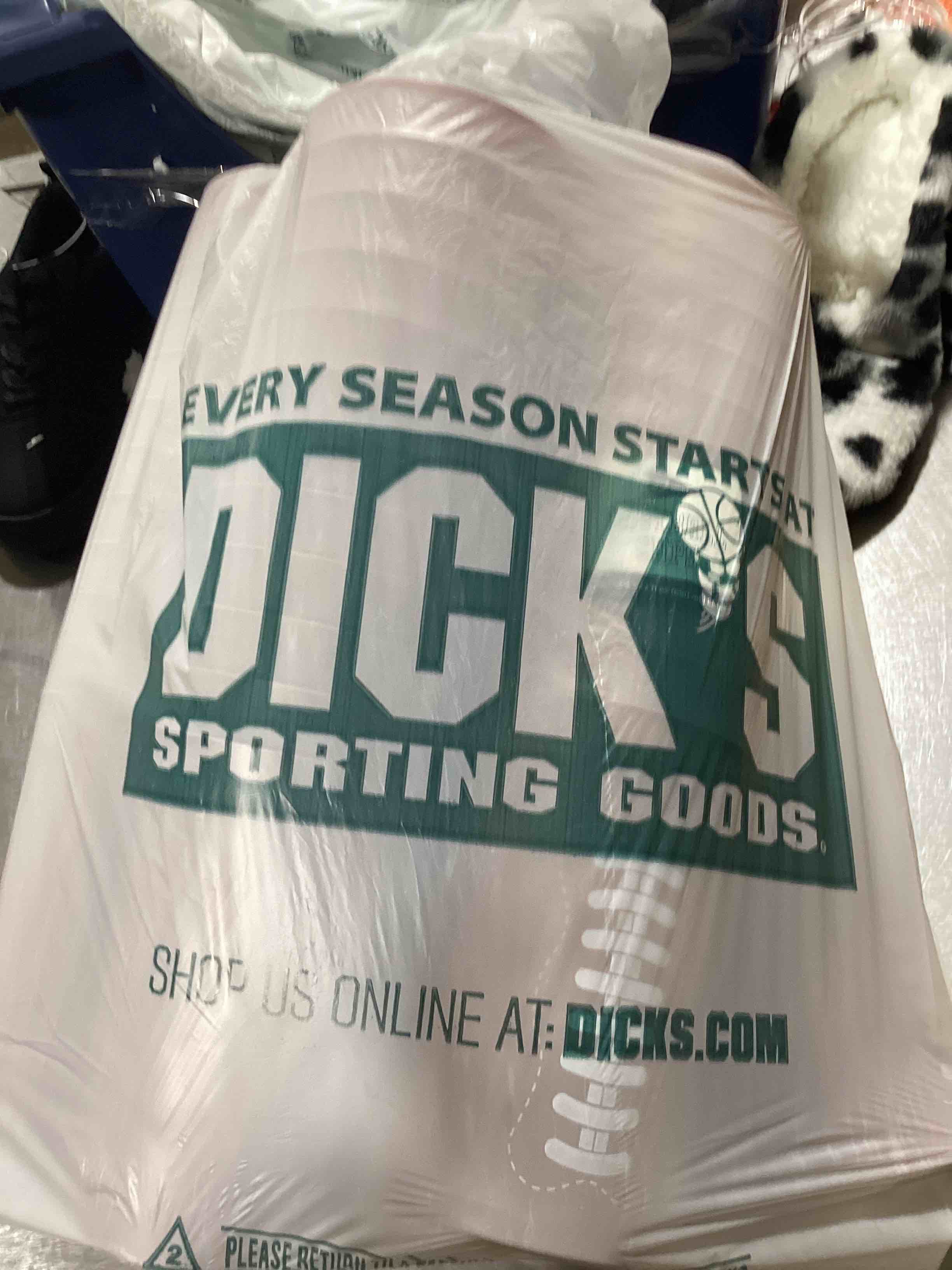 https://s3.amazonaws.com/lotting-images-prod/bidfta/PNK1831530_1752506516908.jpeg