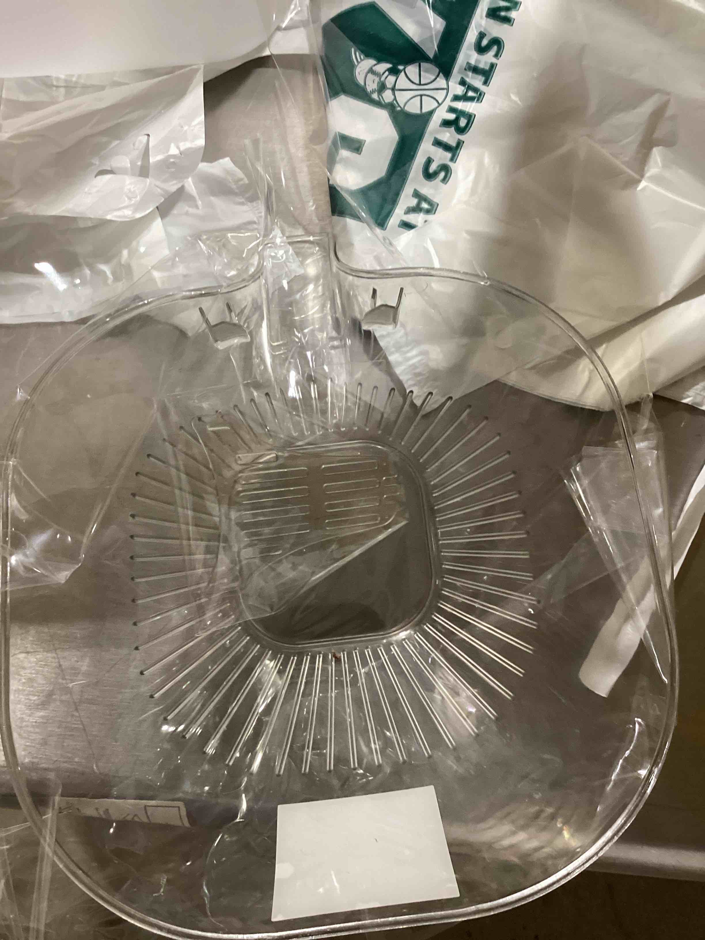 Clear Plastic Drain Basket 