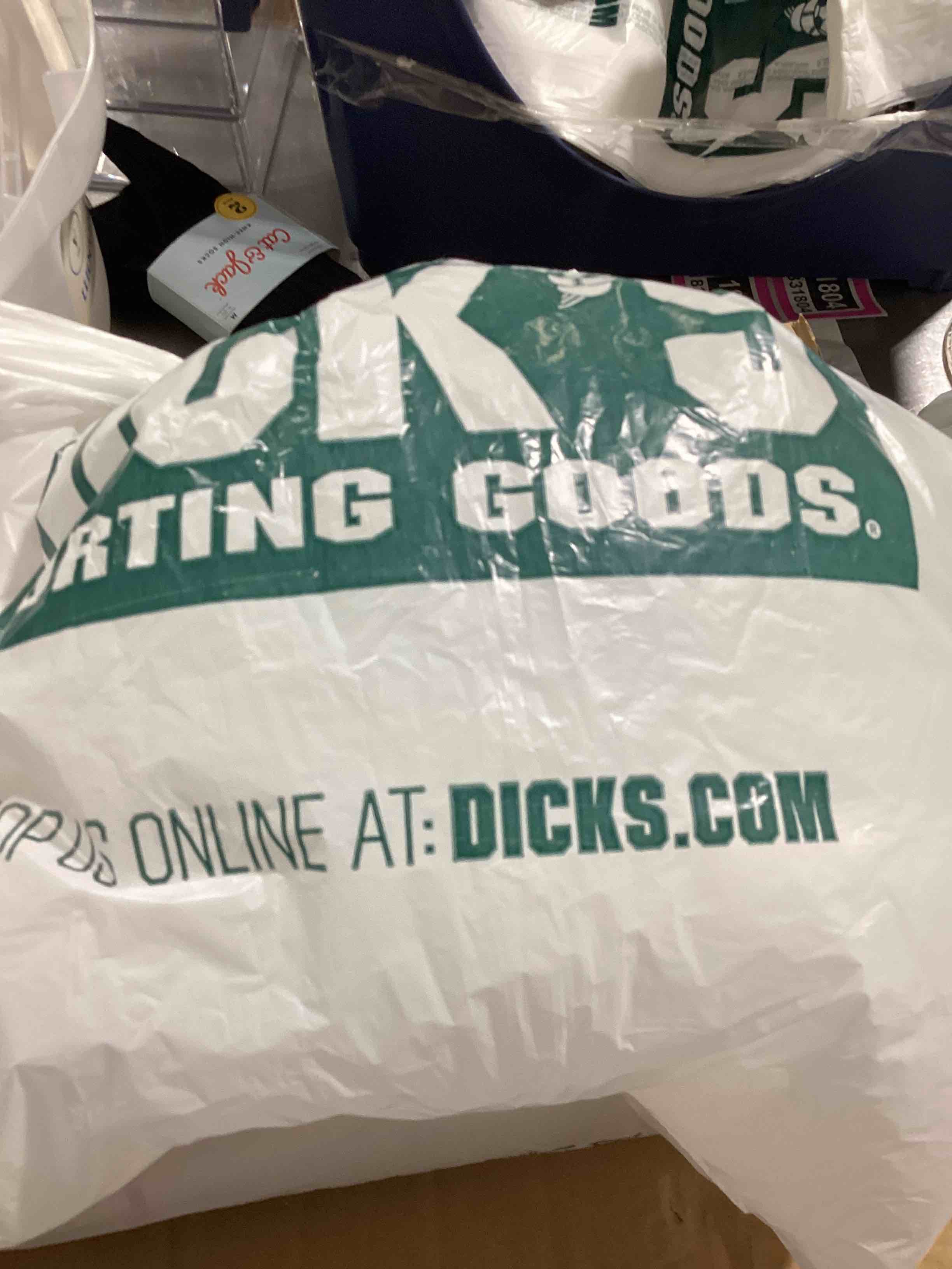 https://s3.amazonaws.com/lotting-images-prod/bidfta/PNK1831889_1752693603781.jpeg