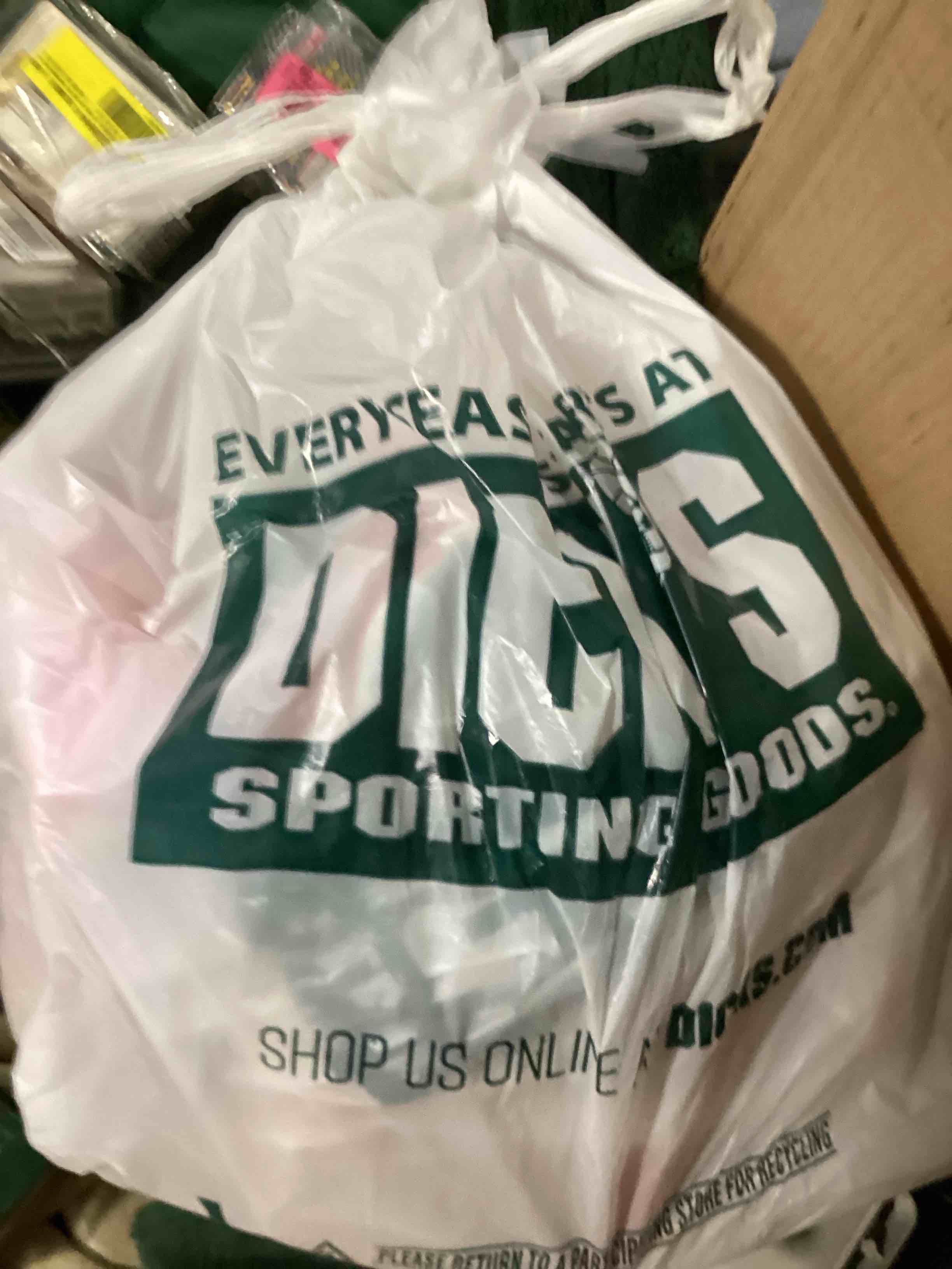 https://s3.amazonaws.com/lotting-images-prod/bidfta/PNK1832223_1752848295973.jpeg
