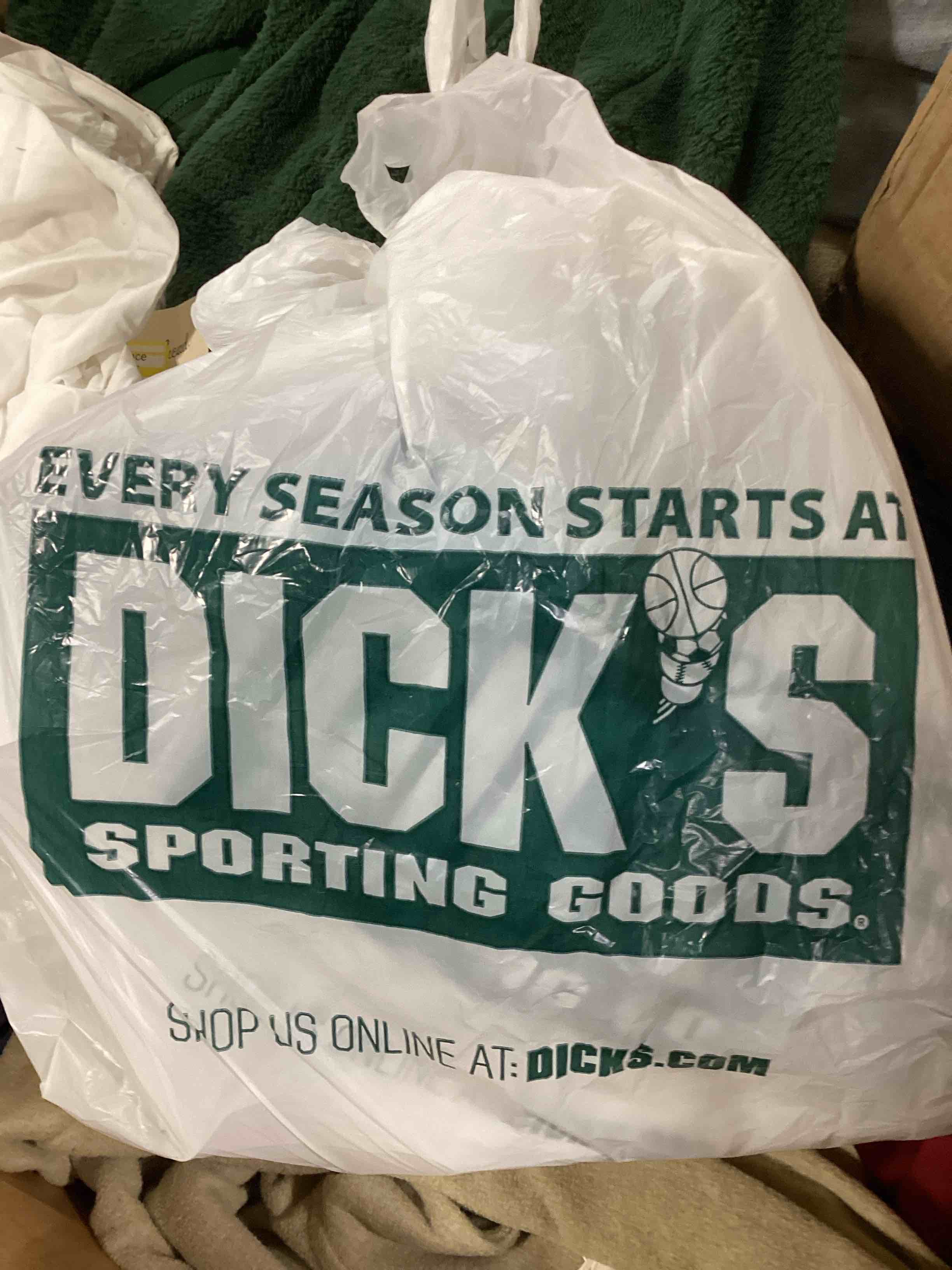 https://s3.amazonaws.com/lotting-images-prod/bidfta/PNK1832231_1752847085869.jpeg
