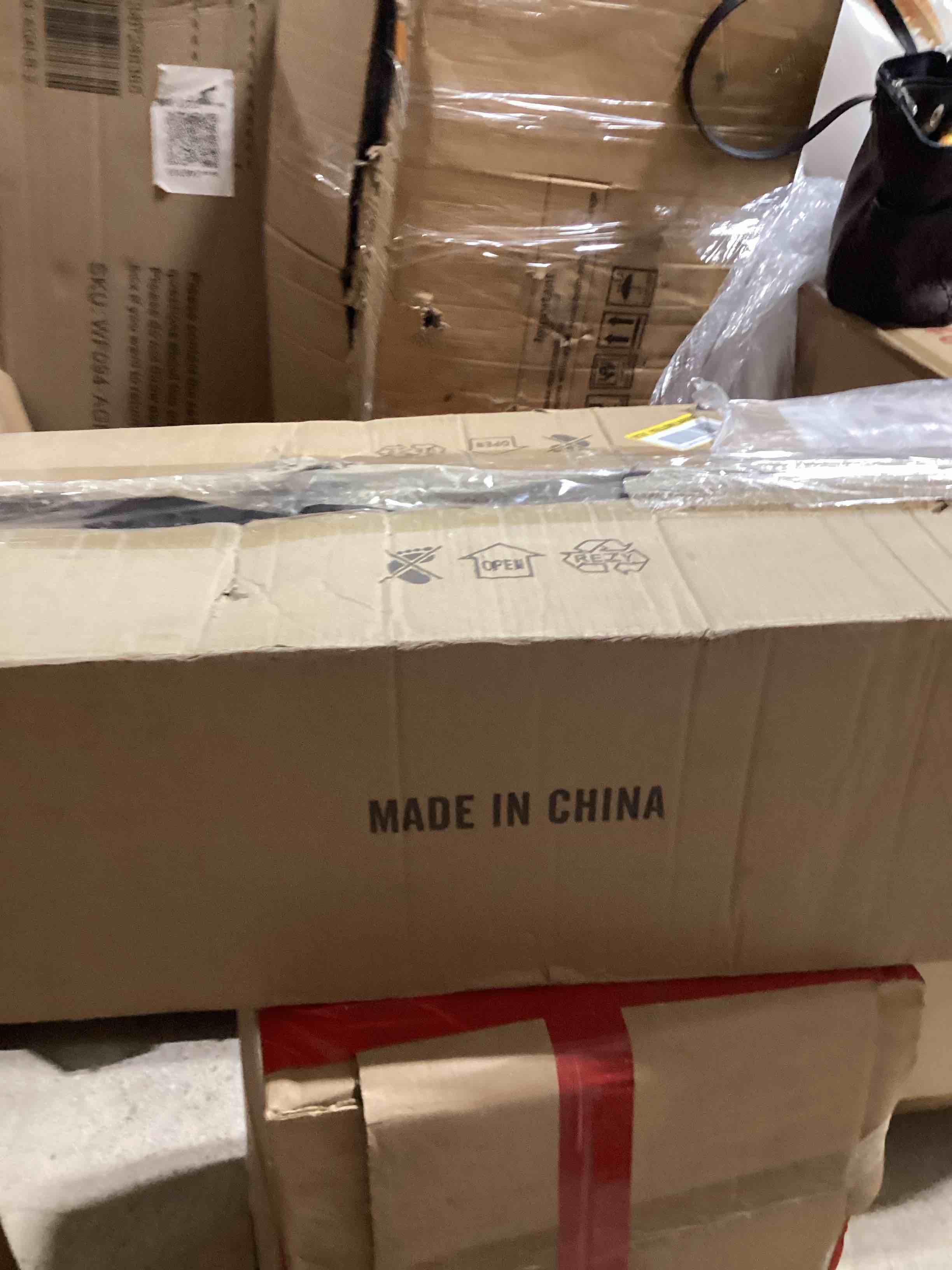 https://s3.amazonaws.com/lotting-images-prod/bidfta/PNK1832658_1753296092158.jpeg