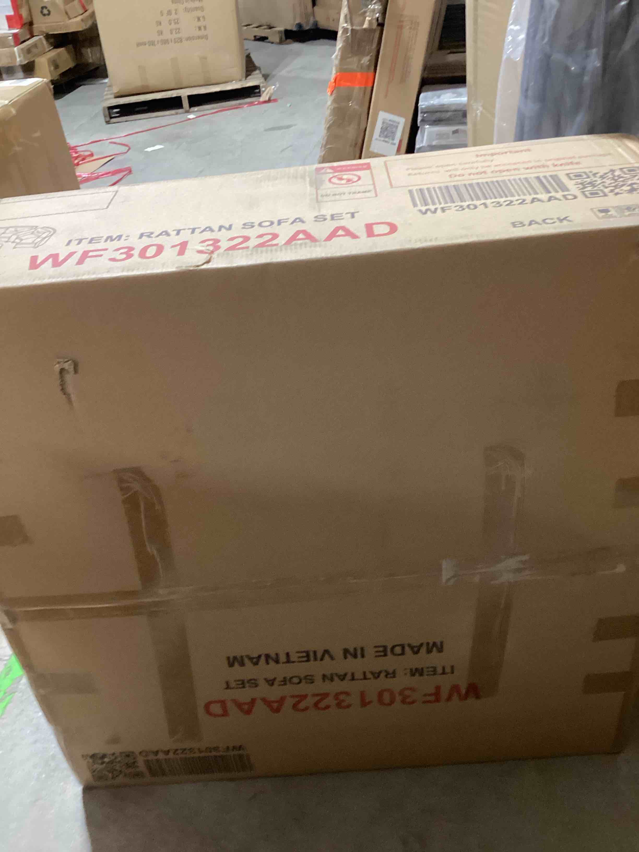 https://s3.amazonaws.com/lotting-images-prod/bidfta/PNK1832664_1753288412287.jpeg