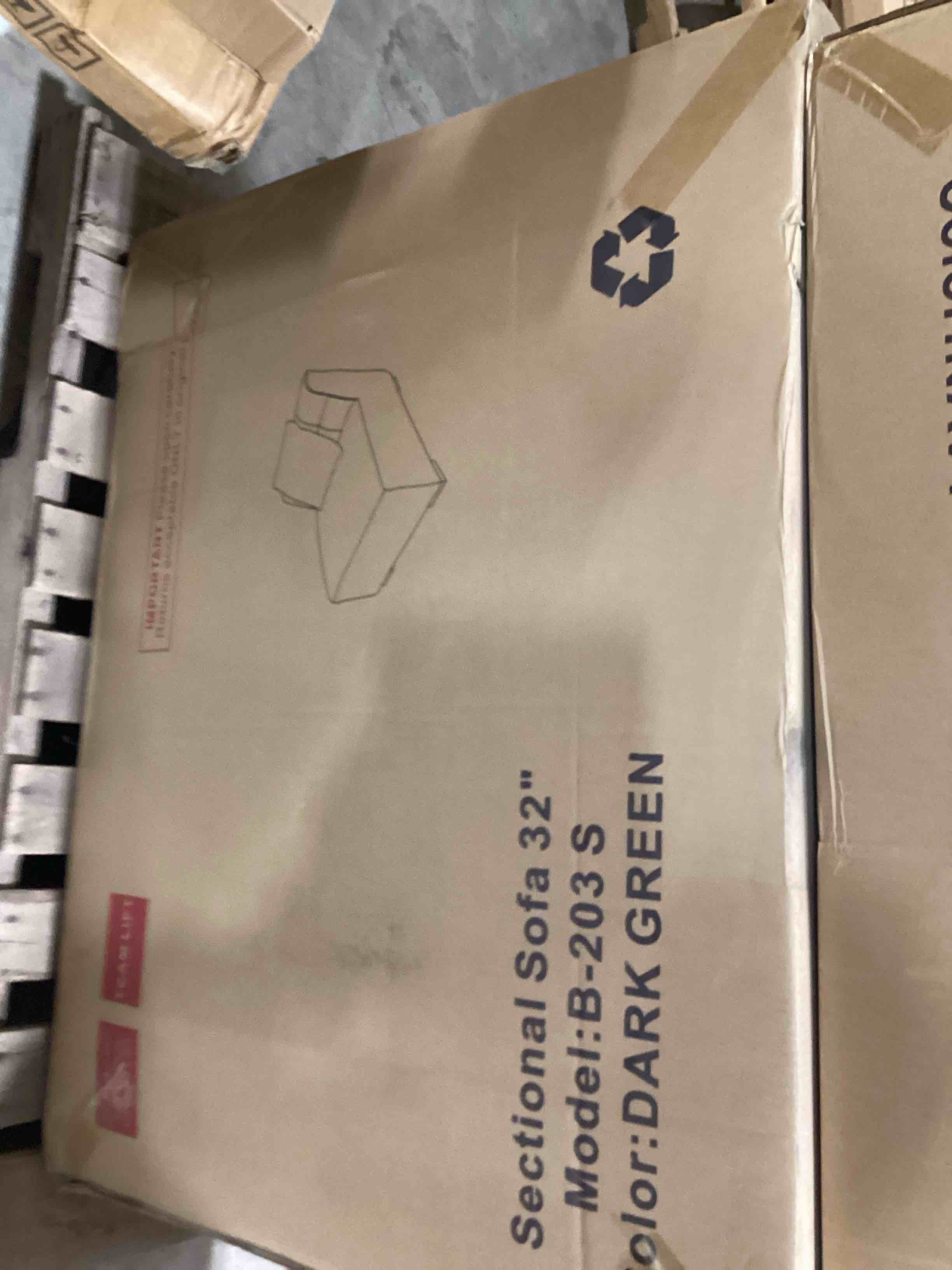 https://s3.amazonaws.com/lotting-images-prod/bidfta/PNK1832668_1753284652672.jpeg