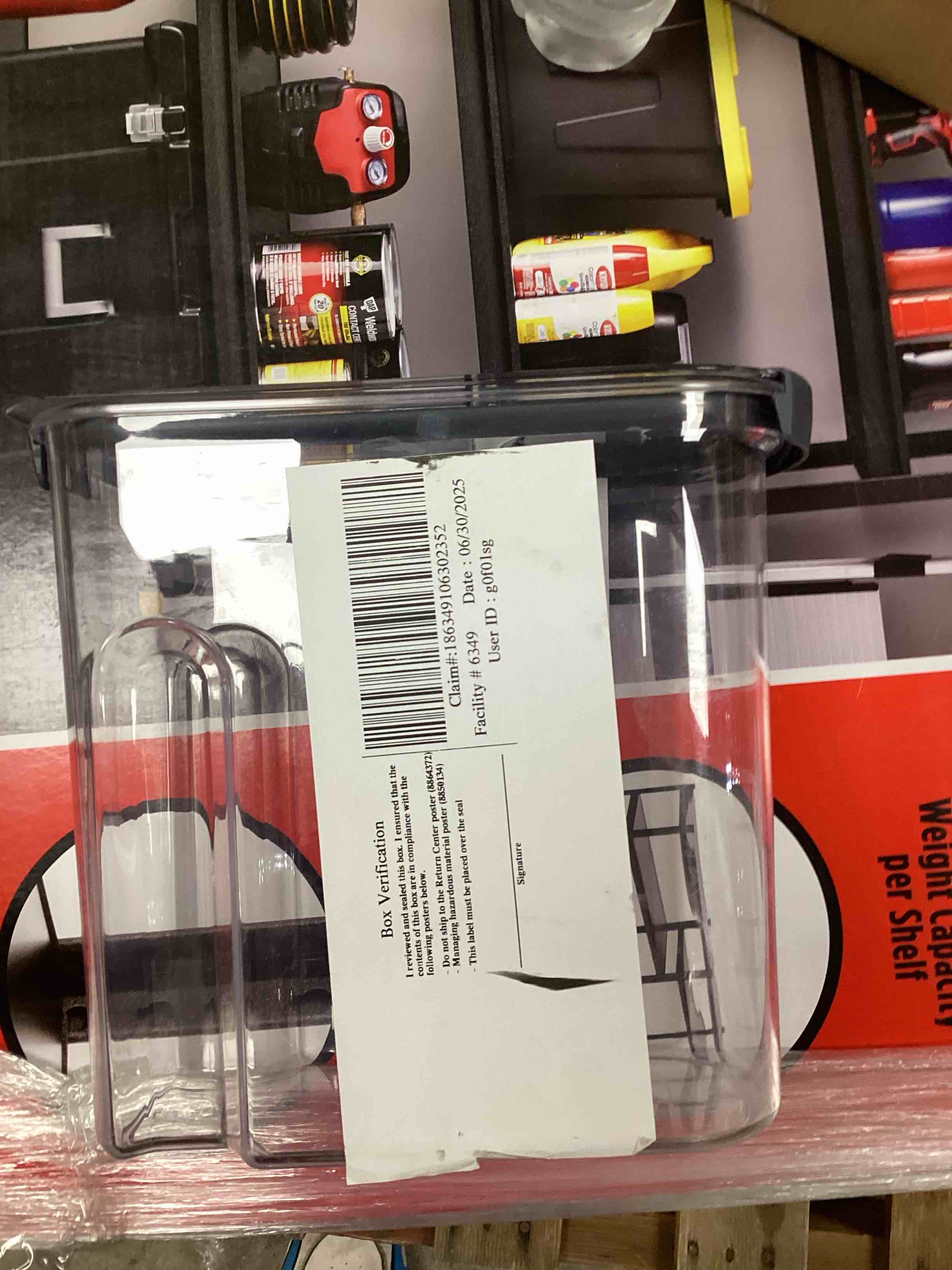 Rubbermaid 18 cups plastic container 