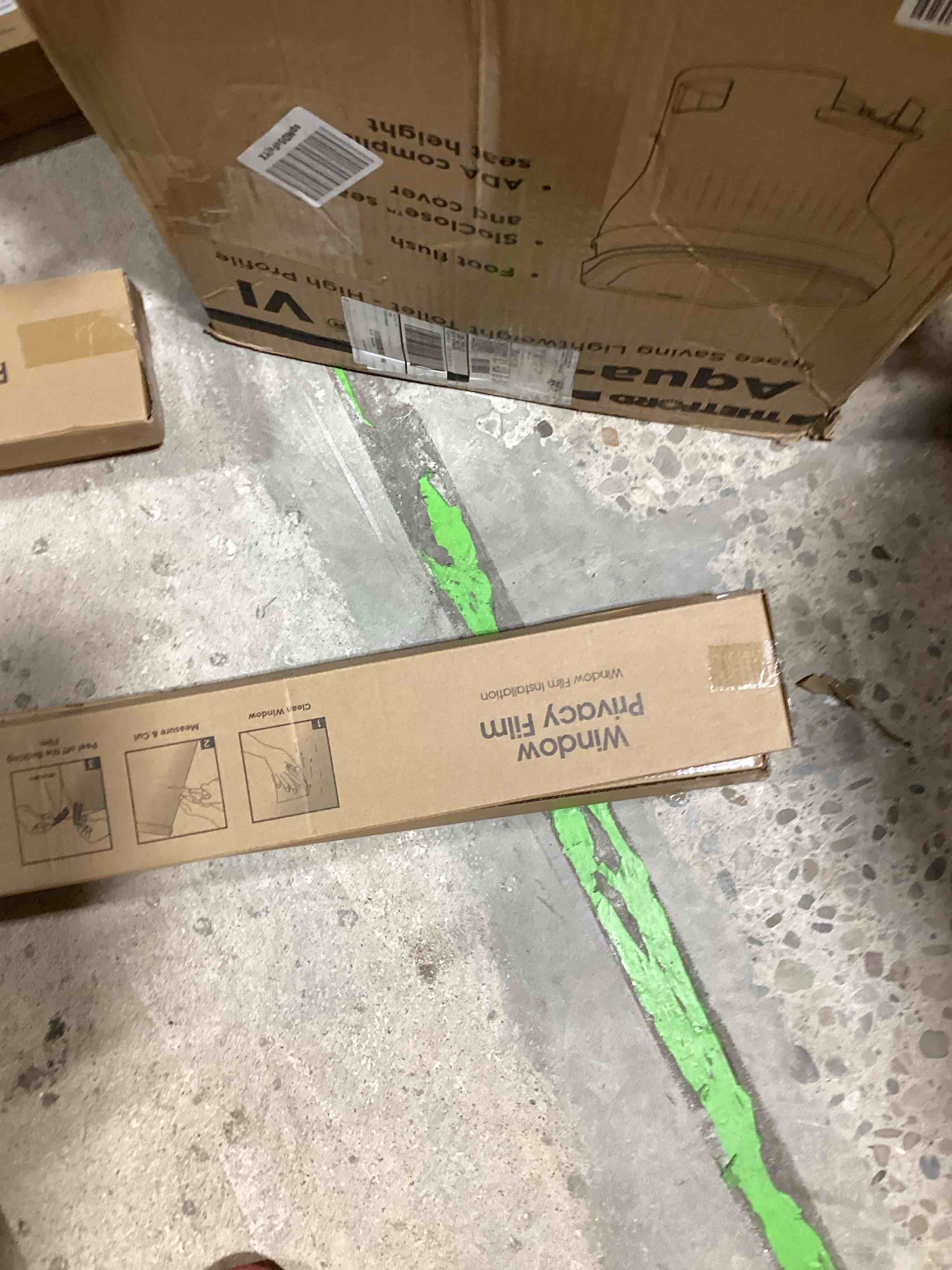 https://s3.amazonaws.com/lotting-images-prod/bidfta/PNK1833026_1753714231074.jpeg