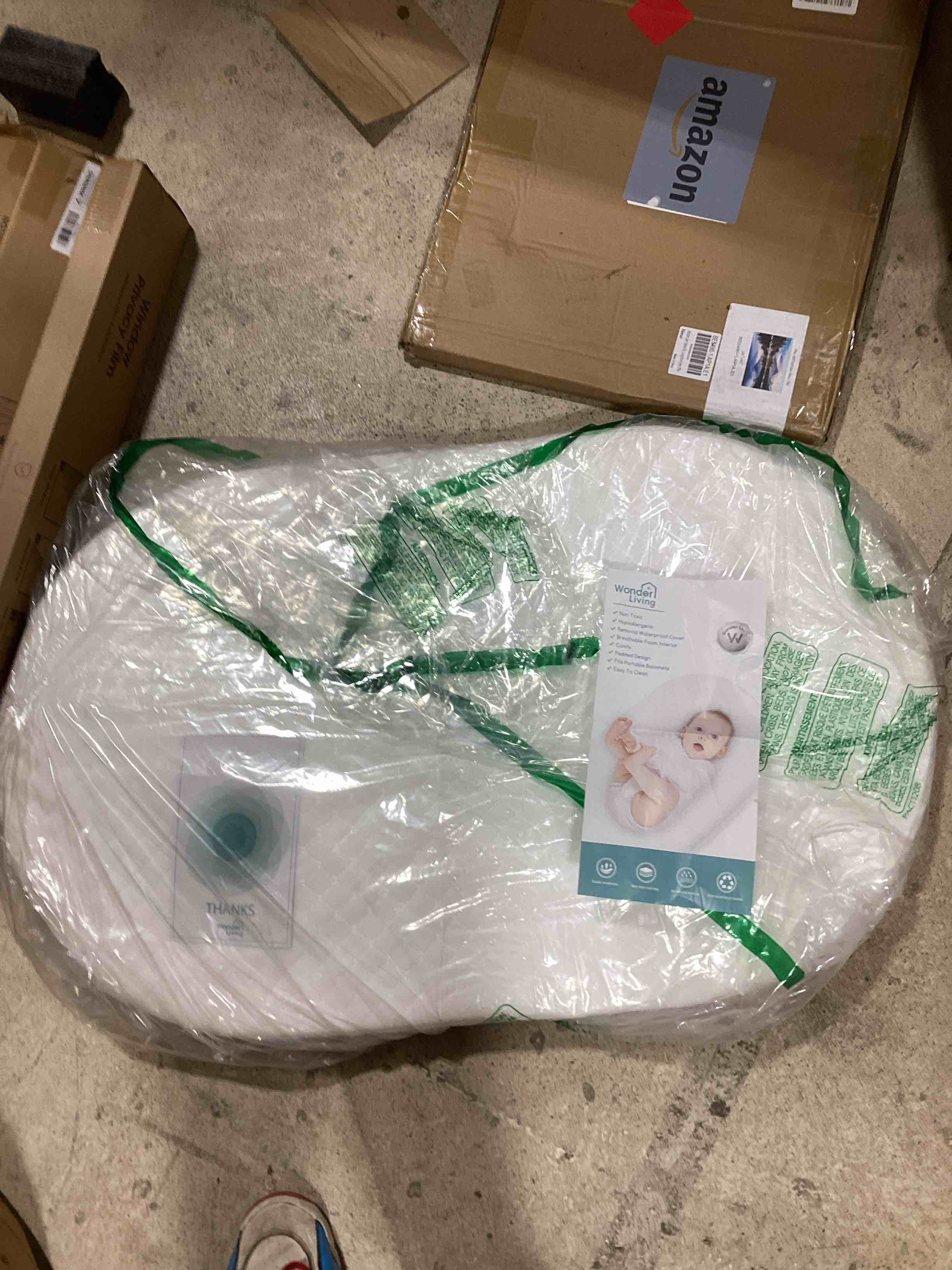 https://s3.amazonaws.com/lotting-images-prod/bidfta/PNK1833030_1753714677392.jpeg