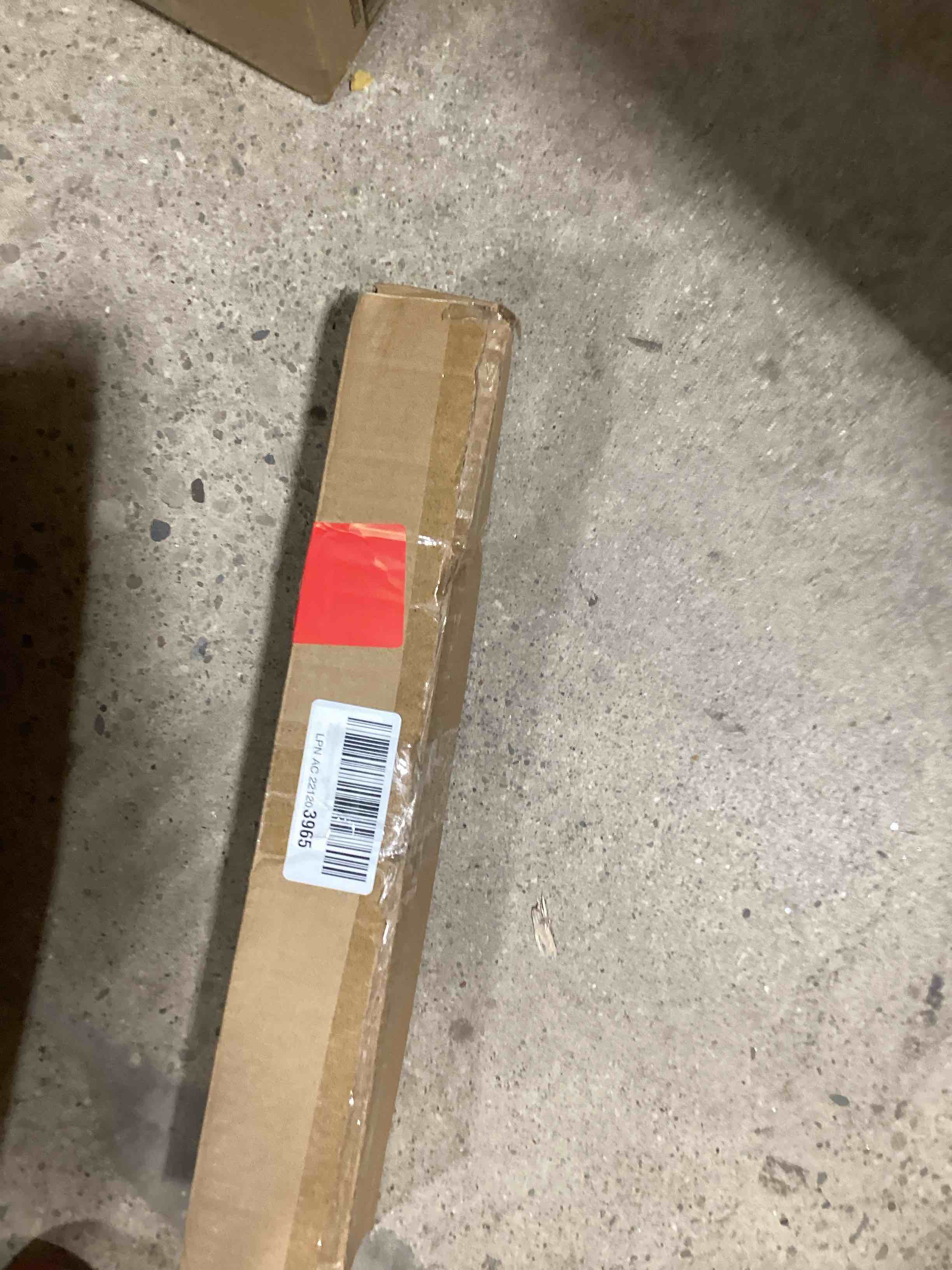 https://s3.amazonaws.com/lotting-images-prod/bidfta/PNK1833217_1753887377988.jpeg