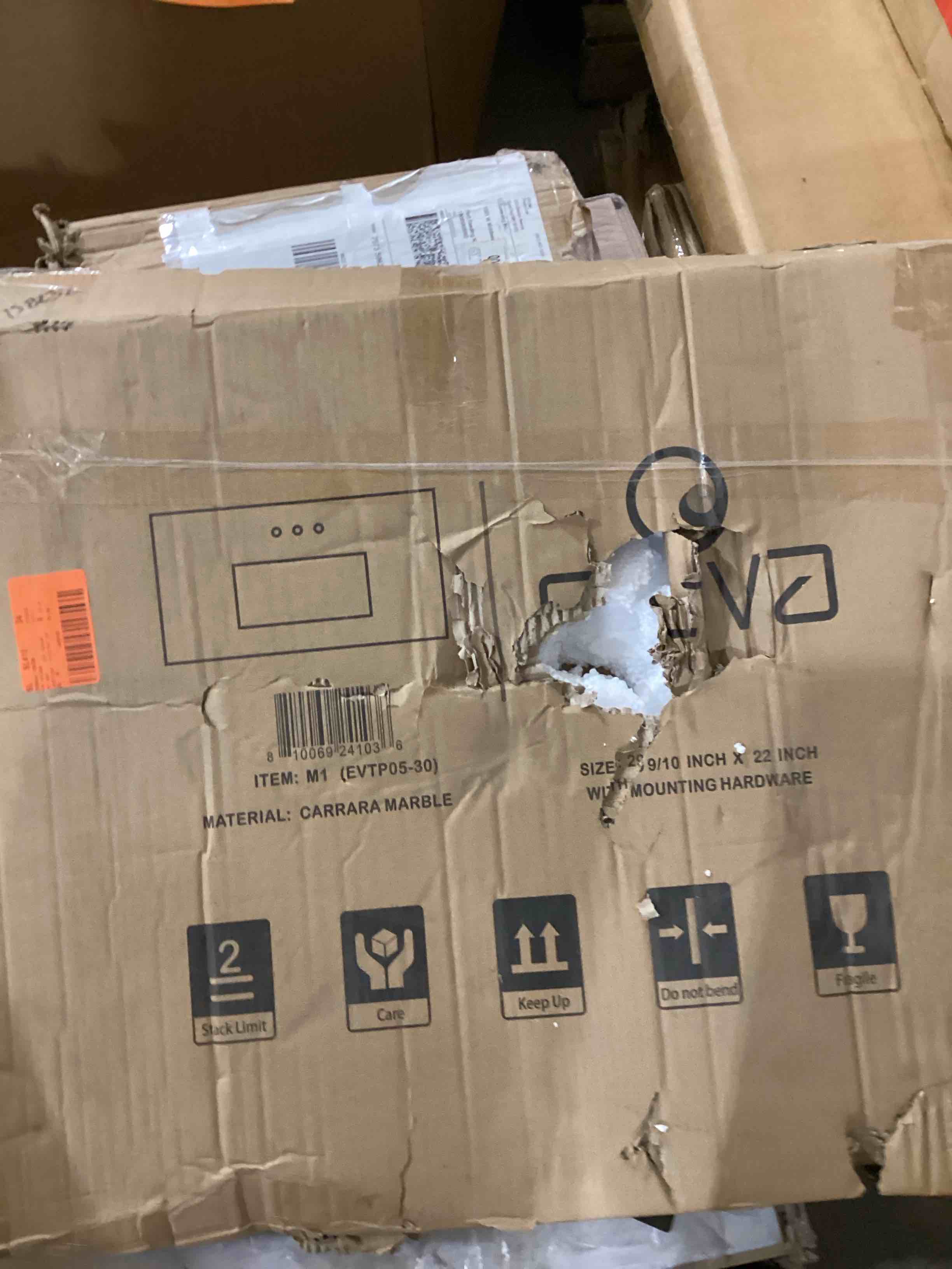 https://s3.amazonaws.com/lotting-images-prod/bidfta/PNK1833351_1753995043752.jpeg