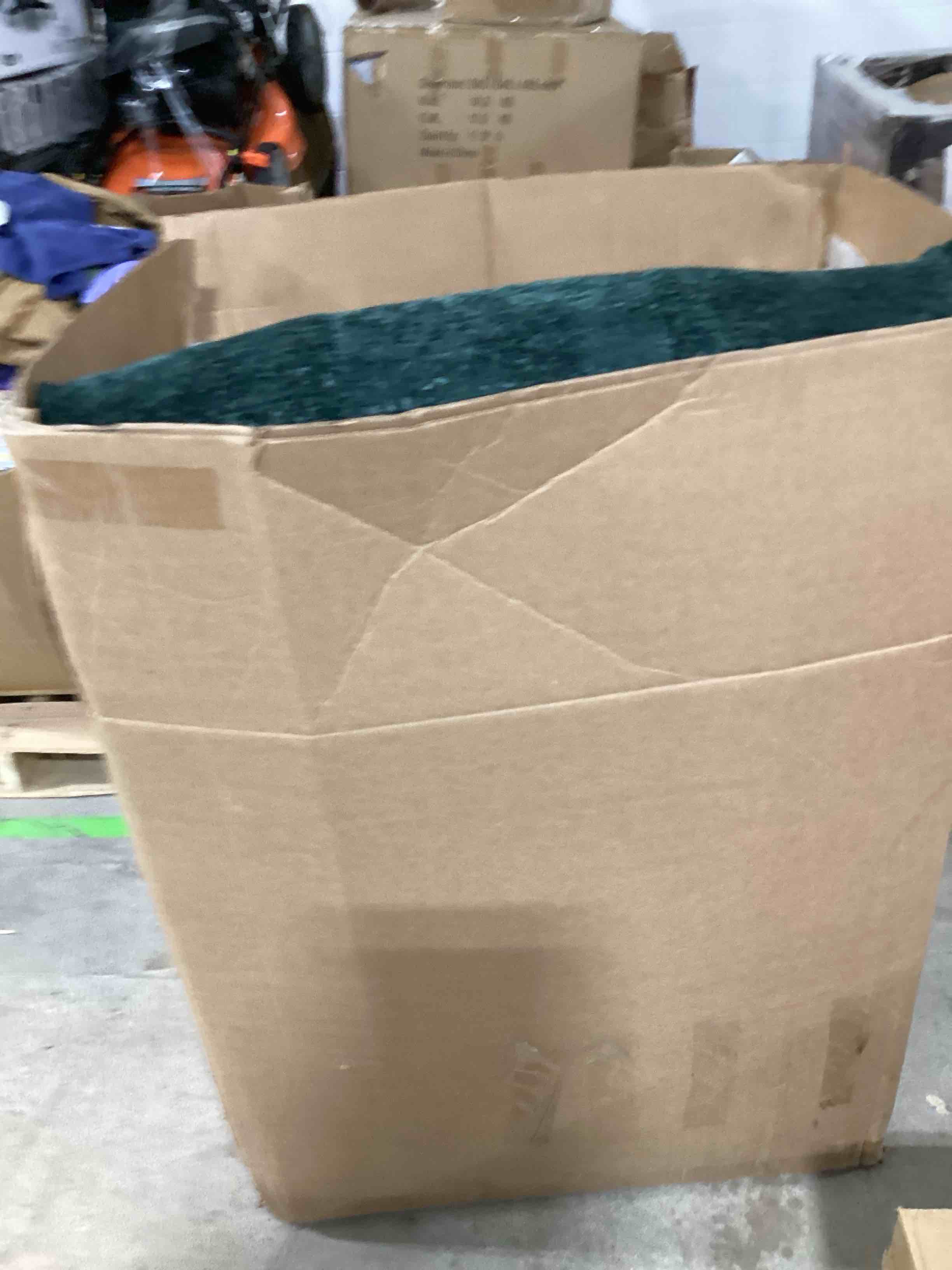https://s3.amazonaws.com/lotting-images-prod/bidfta/PNK1833356_1753996903134.jpeg