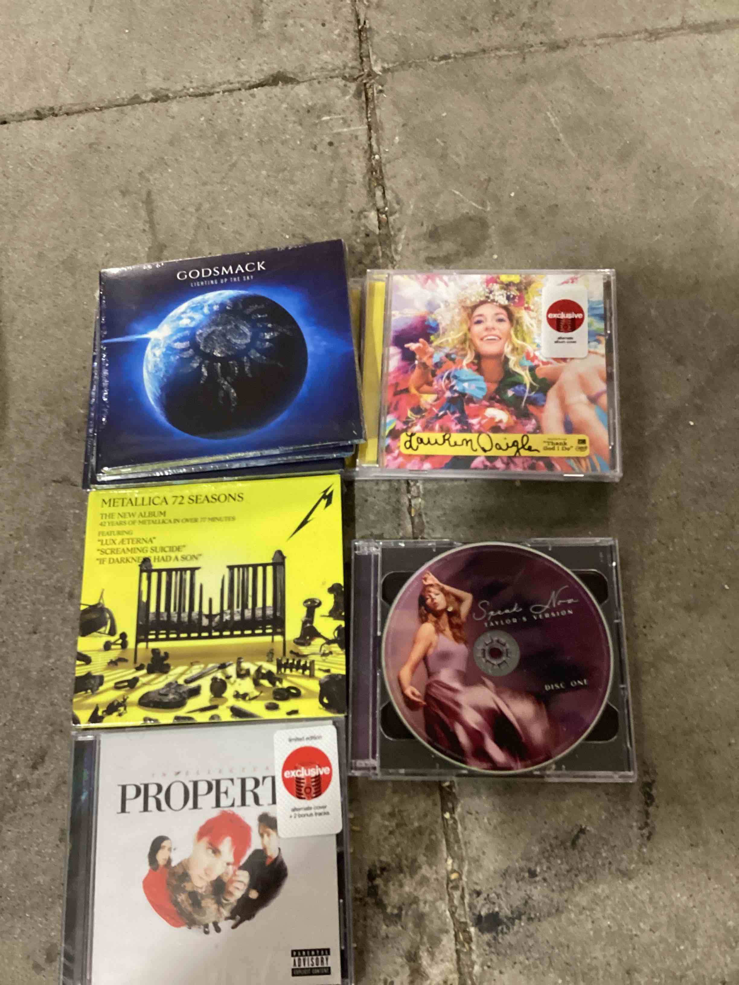 Assorted CD 