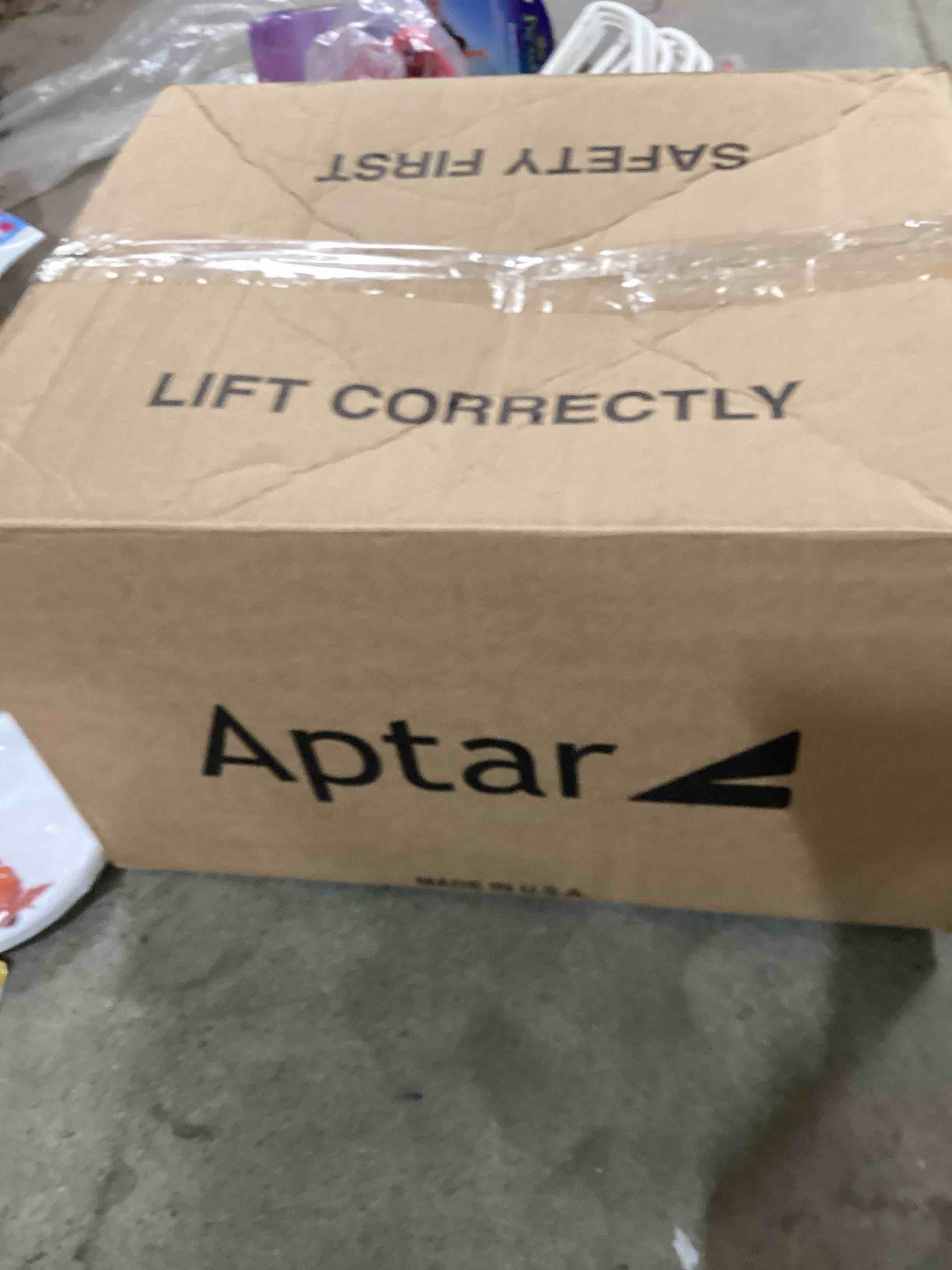 https://s3.amazonaws.com/lotting-images-prod/bidfta/PNK1833645_1755790809025.jpeg