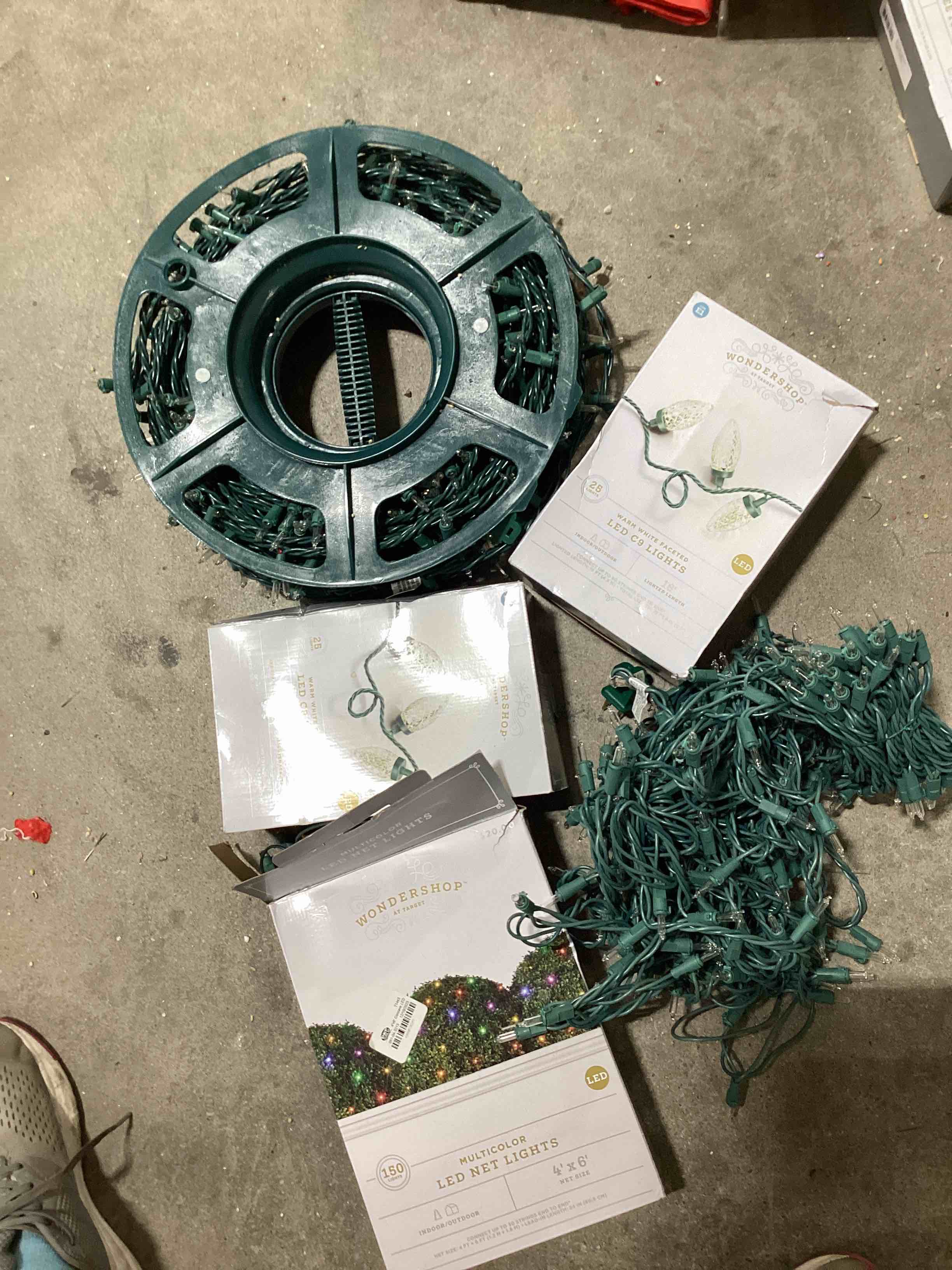 Assorted Christmas lights 