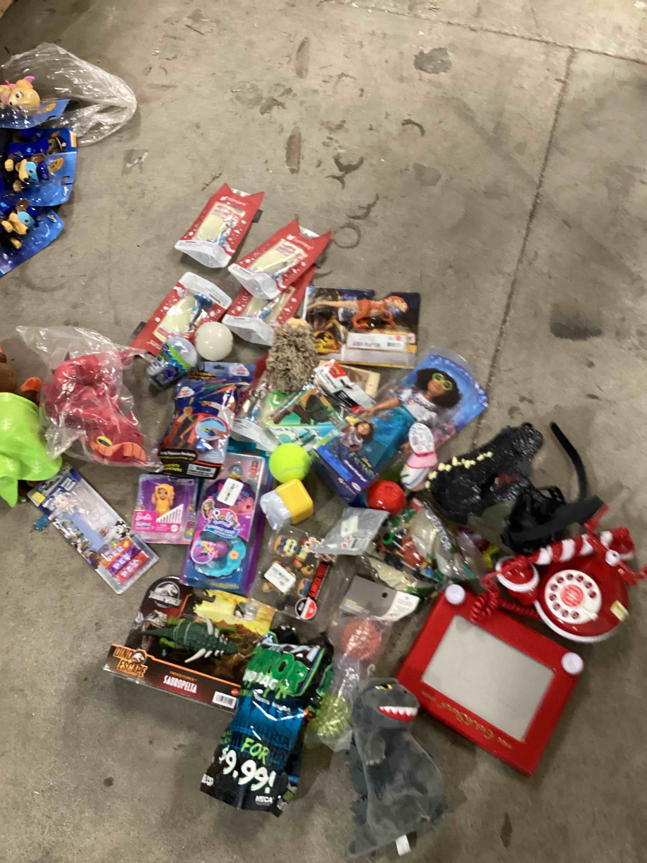 Assorted Toys 