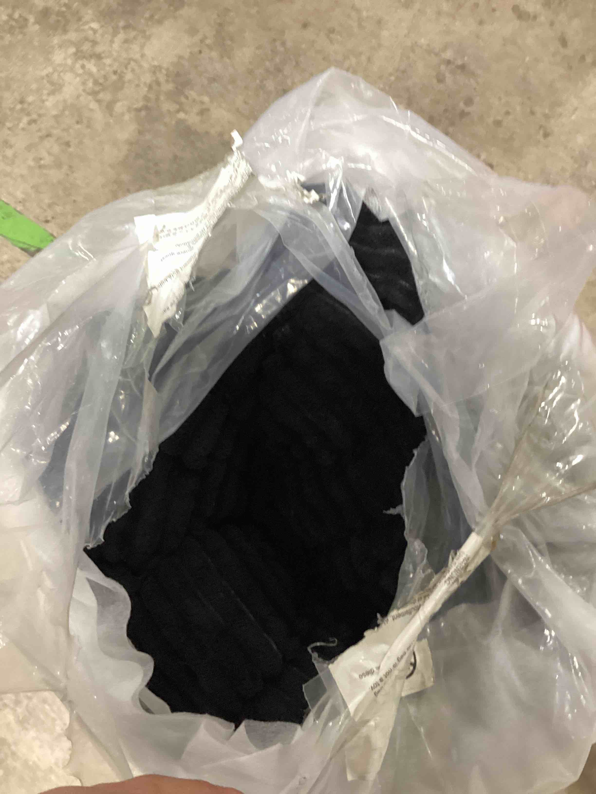 black cushion 