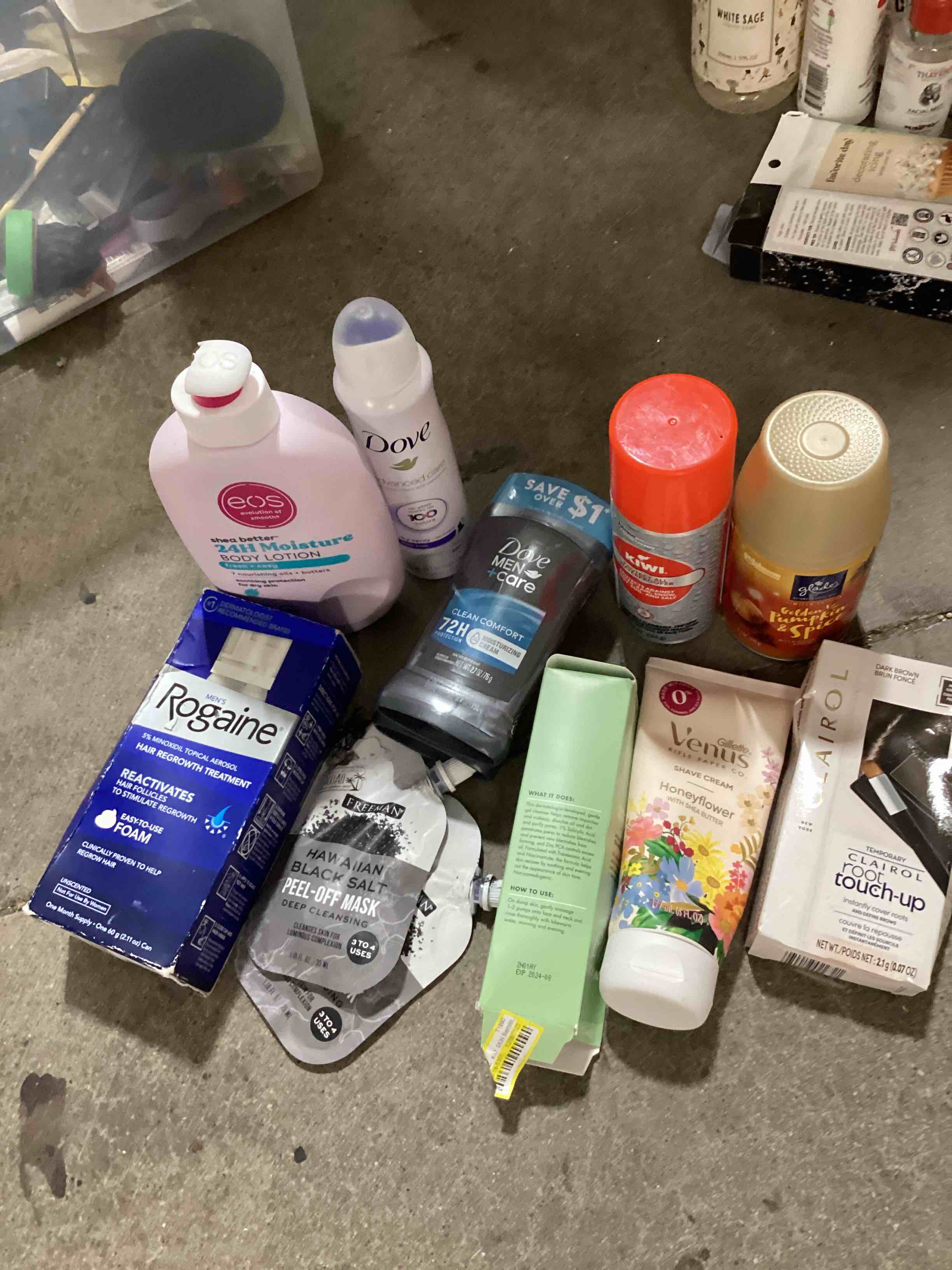 Assorted item 