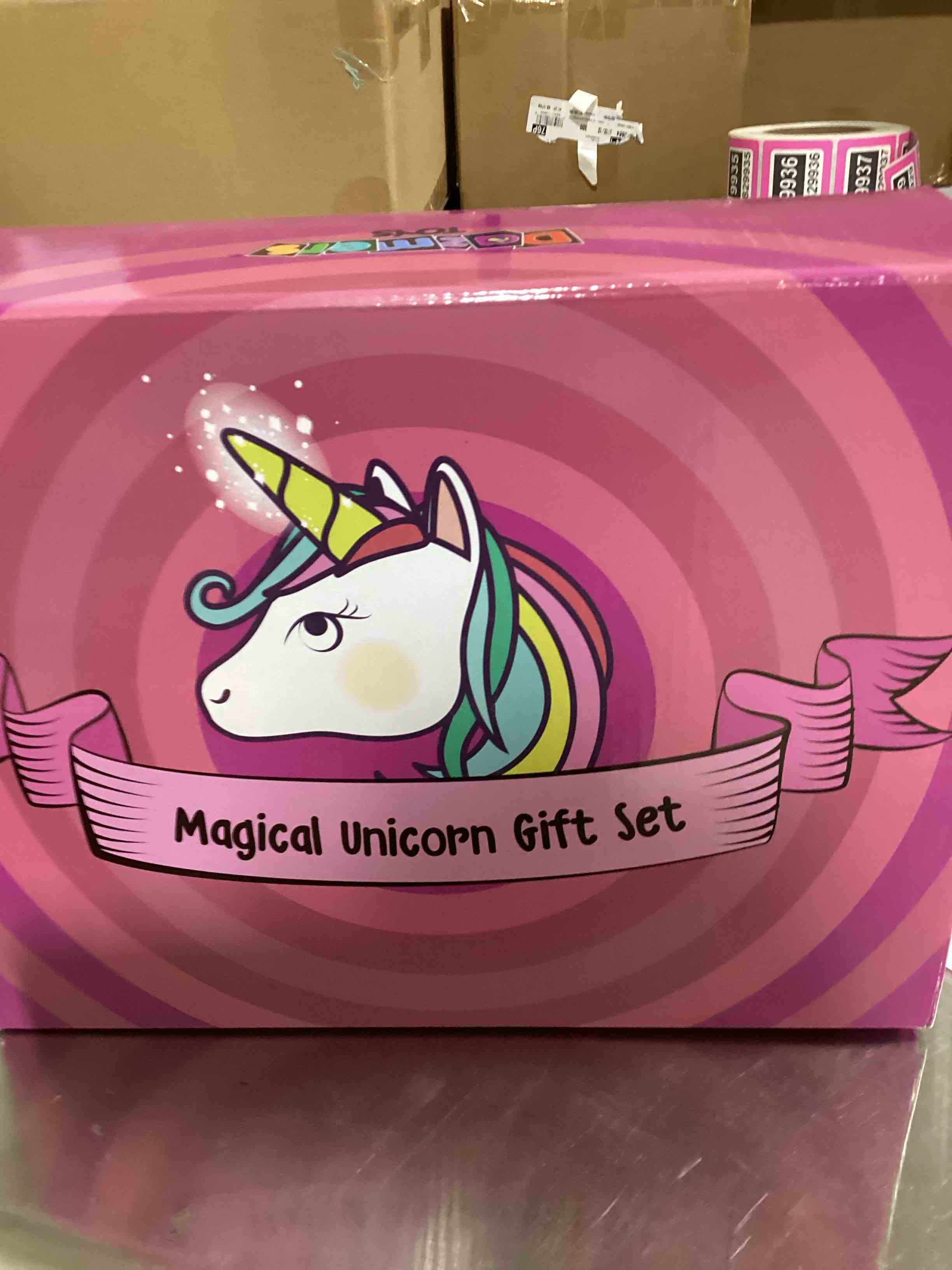 https://s3.amazonaws.com/lotting-images-prod/bidfta/PNK1834442_1749237395266.jpeg