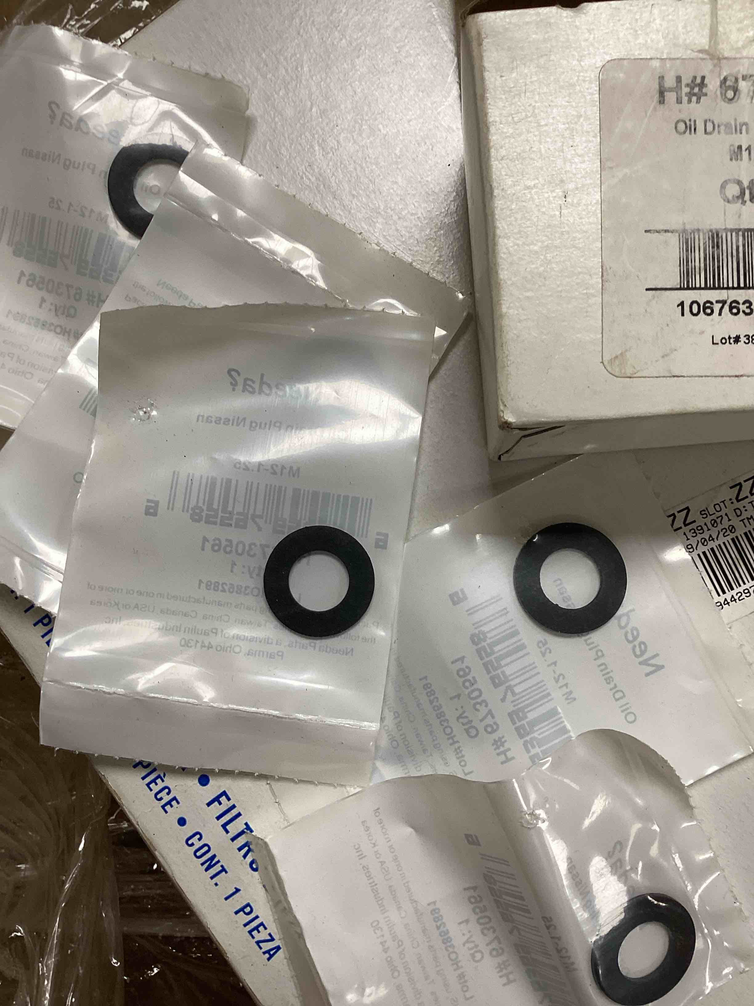 https://s3.amazonaws.com/lotting-images-prod/bidfta/PNK1835226_1750190421707.jpeg