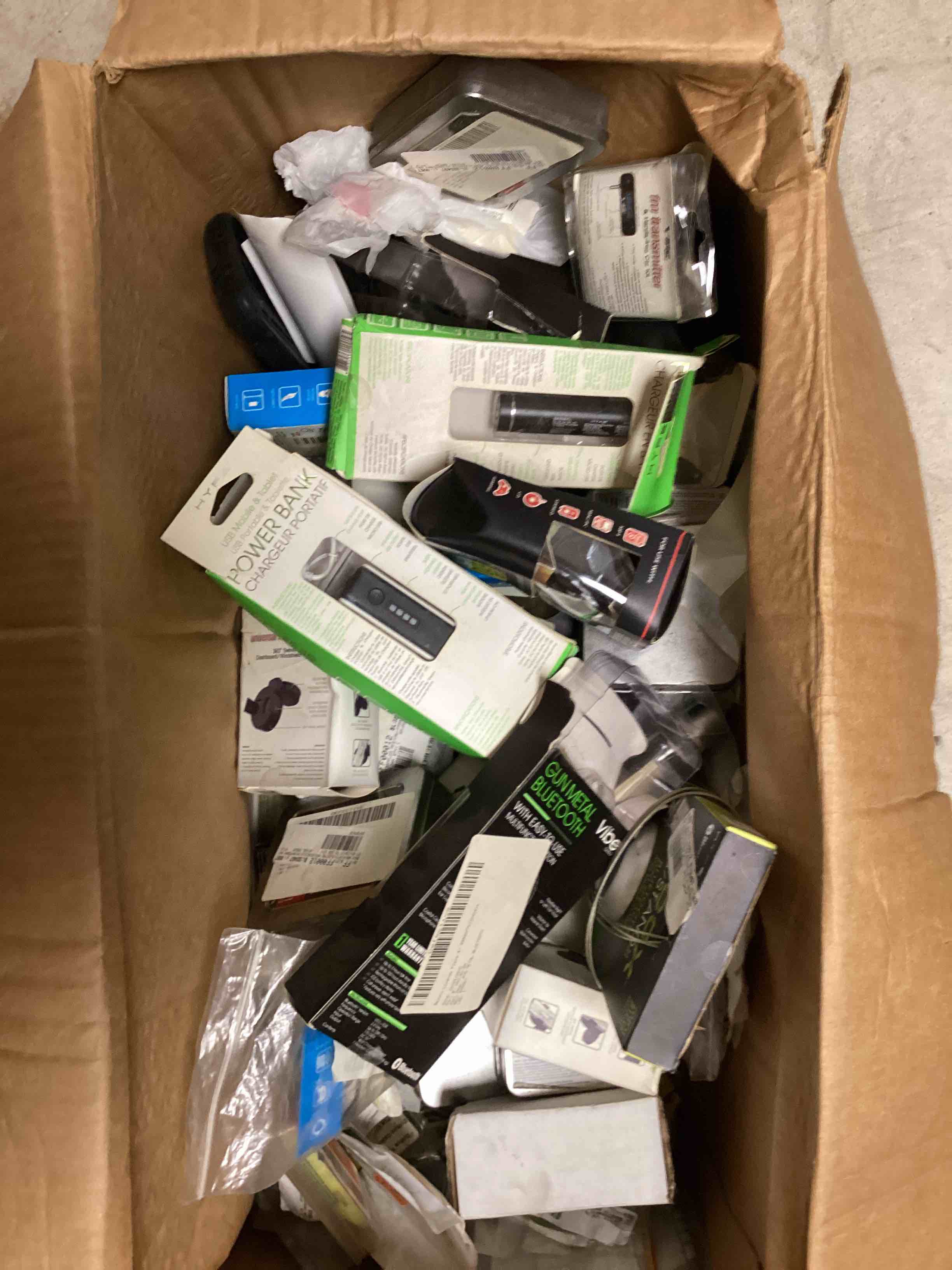 https://s3.amazonaws.com/lotting-images-prod/bidfta/PNK1835646_1750452527227.jpeg