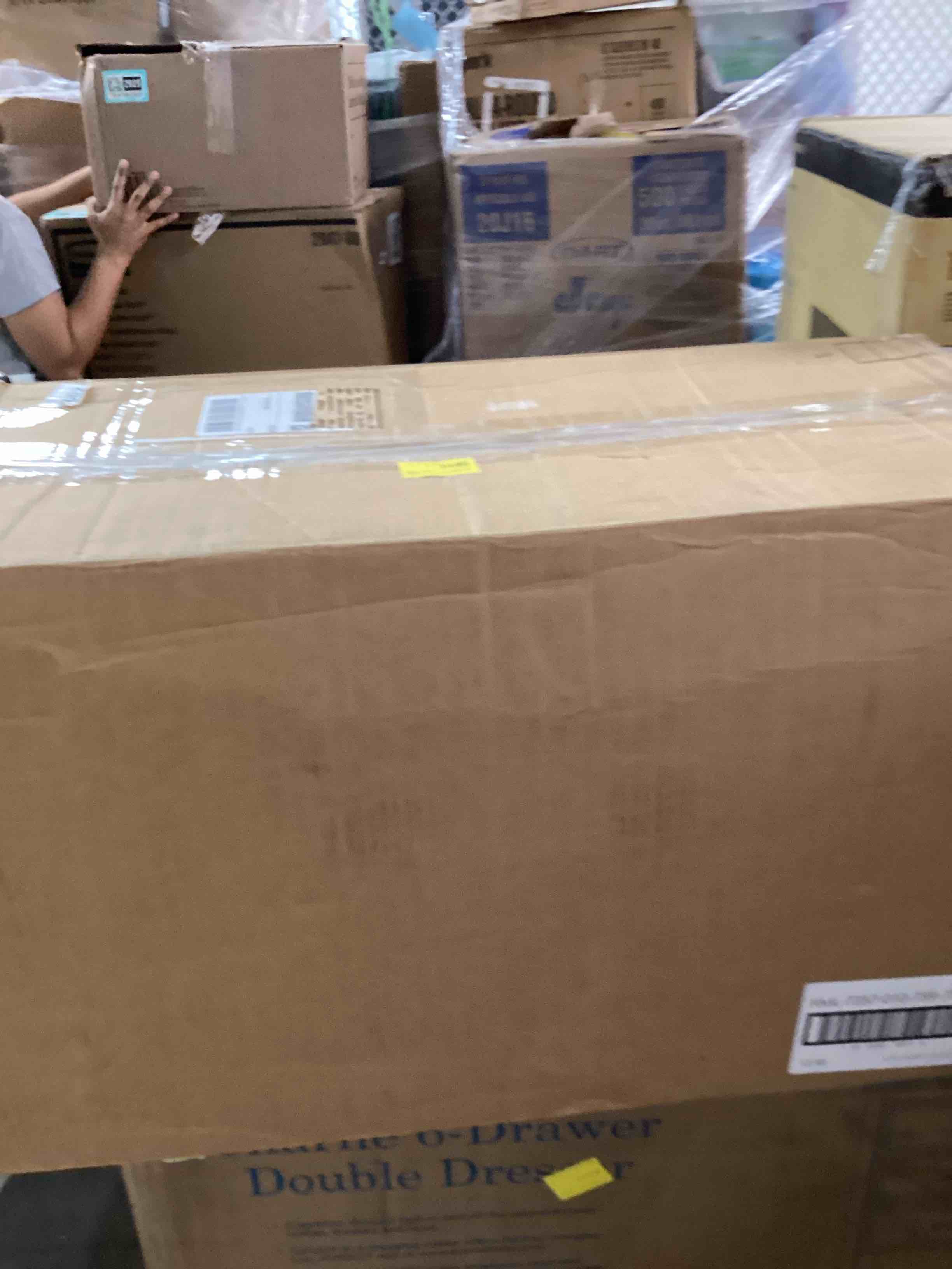 https://s3.amazonaws.com/lotting-images-prod/bidfta/PNK1836252_1751465854765.jpeg
