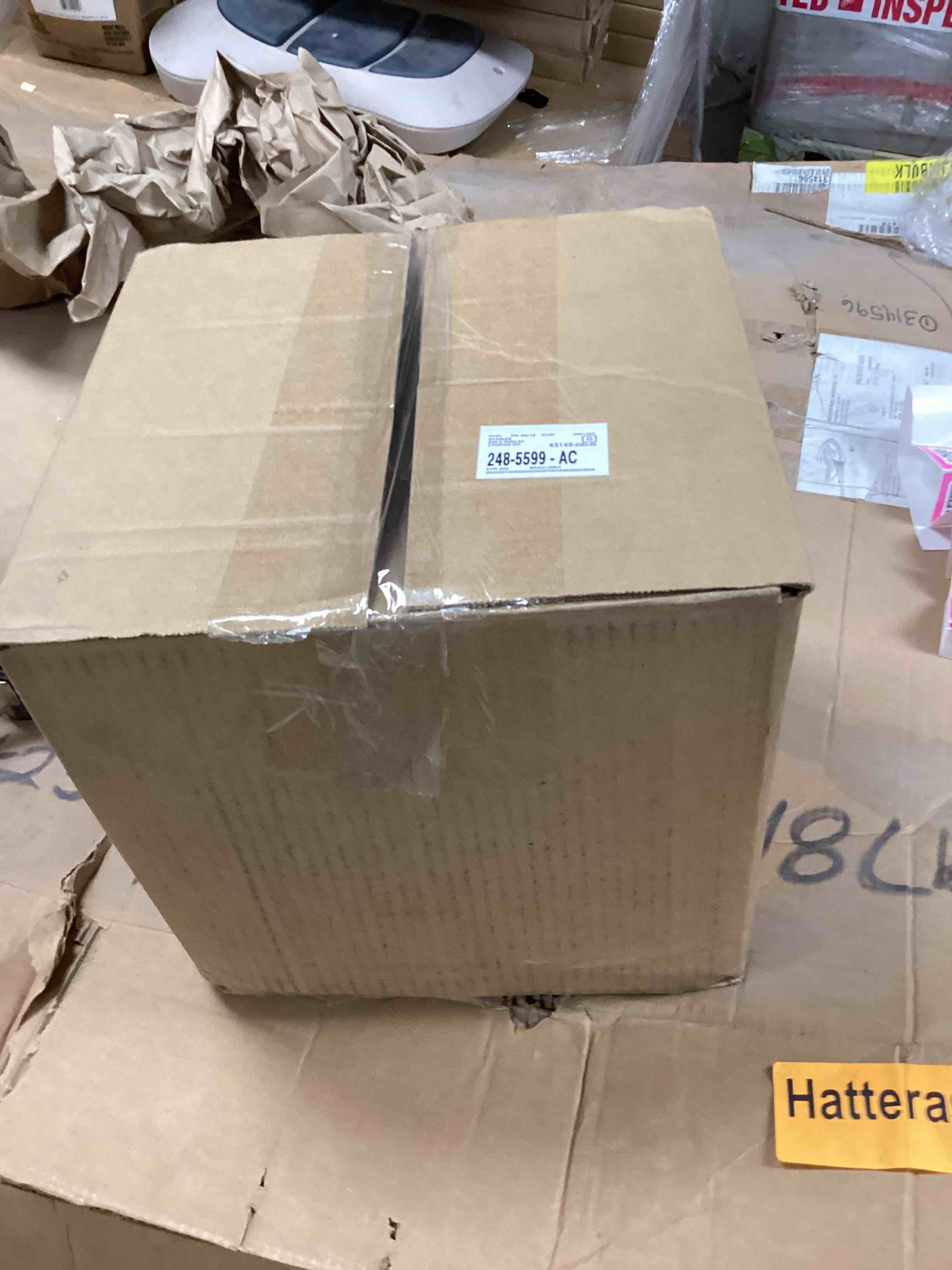 https://s3.amazonaws.com/lotting-images-prod/bidfta/PNK1836265_1751552905196.jpeg