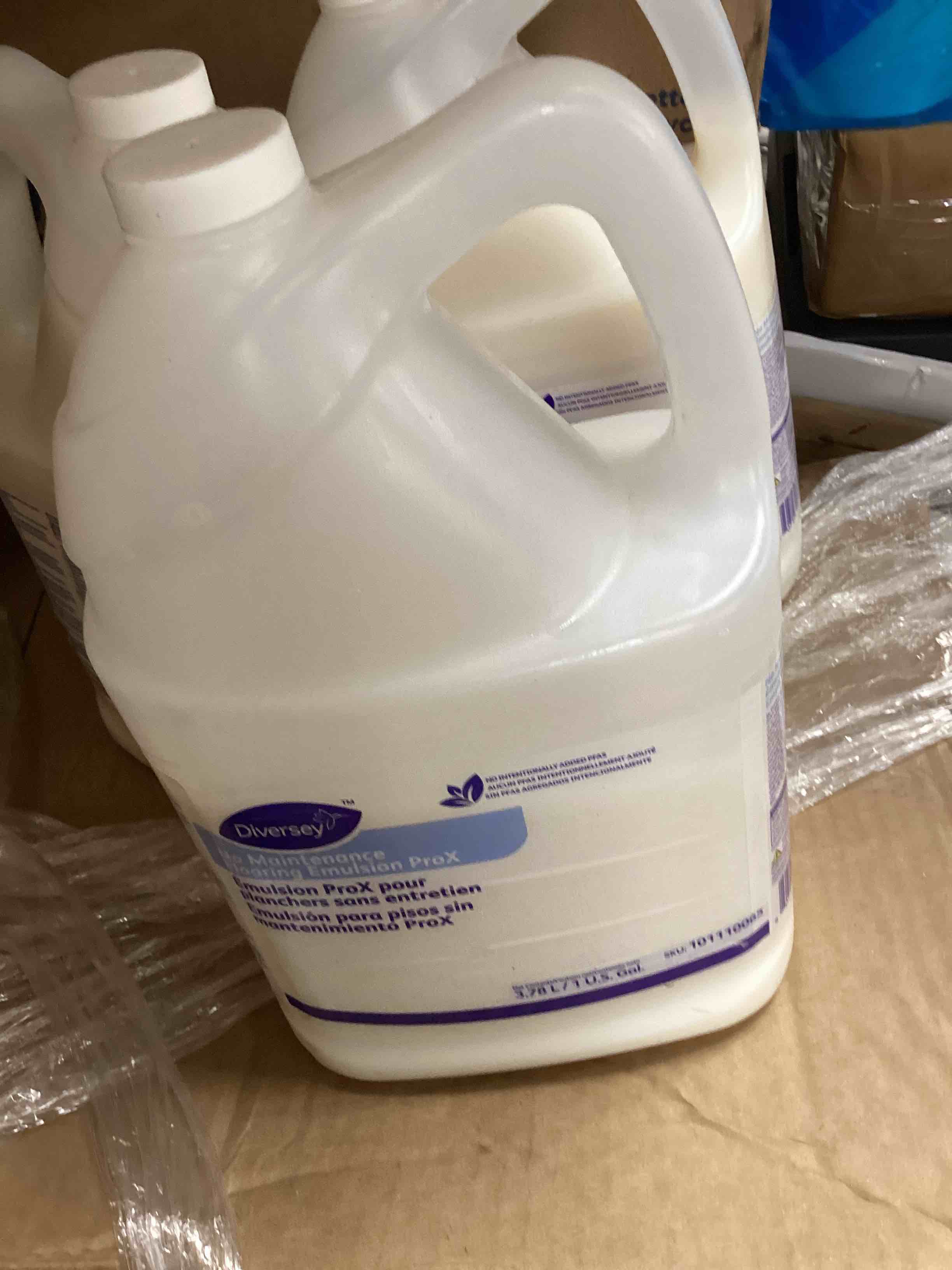 Diversey No Maintenance flooring Emulsion ProX 1 gallon 