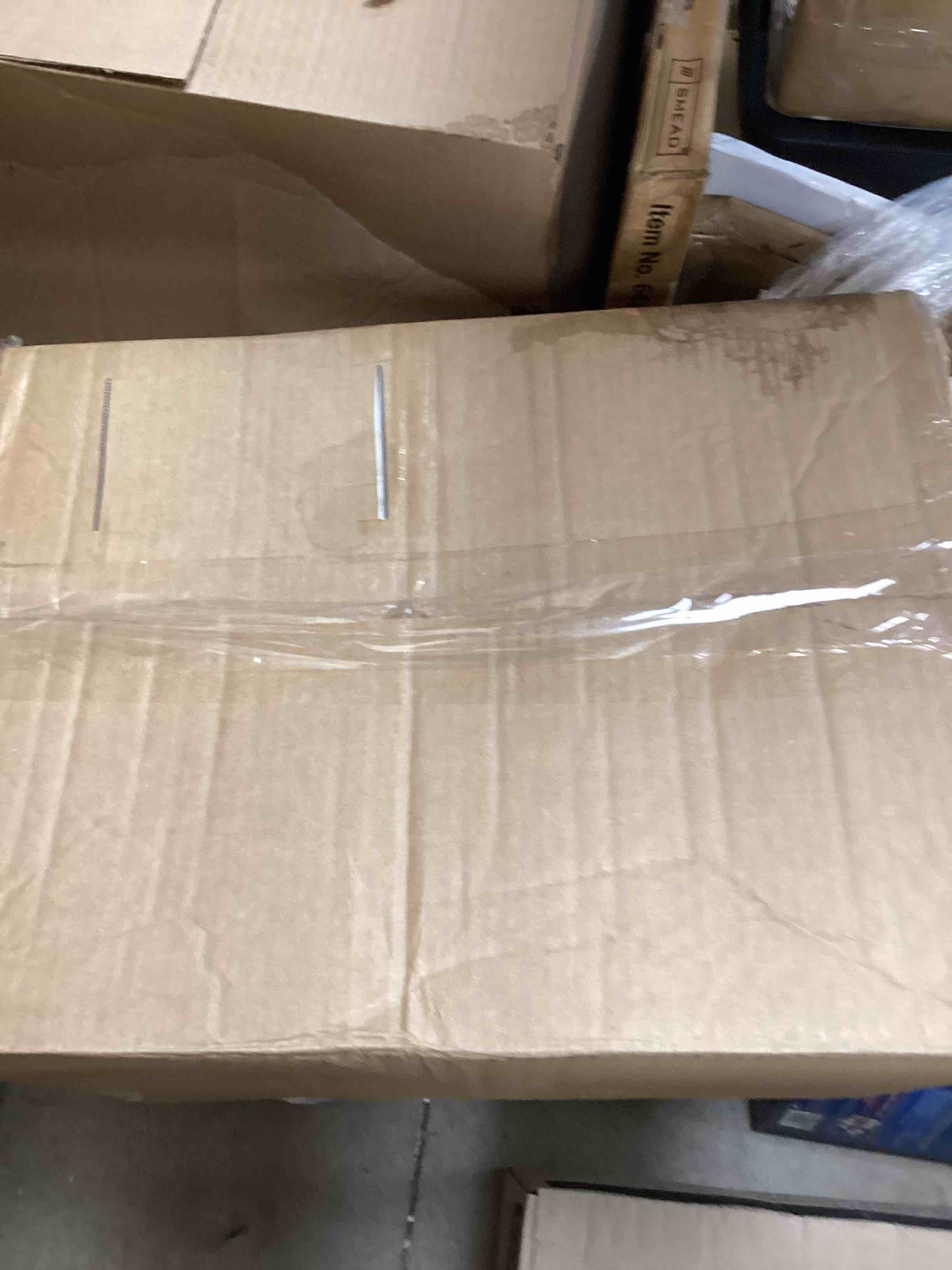 https://s3.amazonaws.com/lotting-images-prod/bidfta/PNK1836280_1751557810239.jpeg