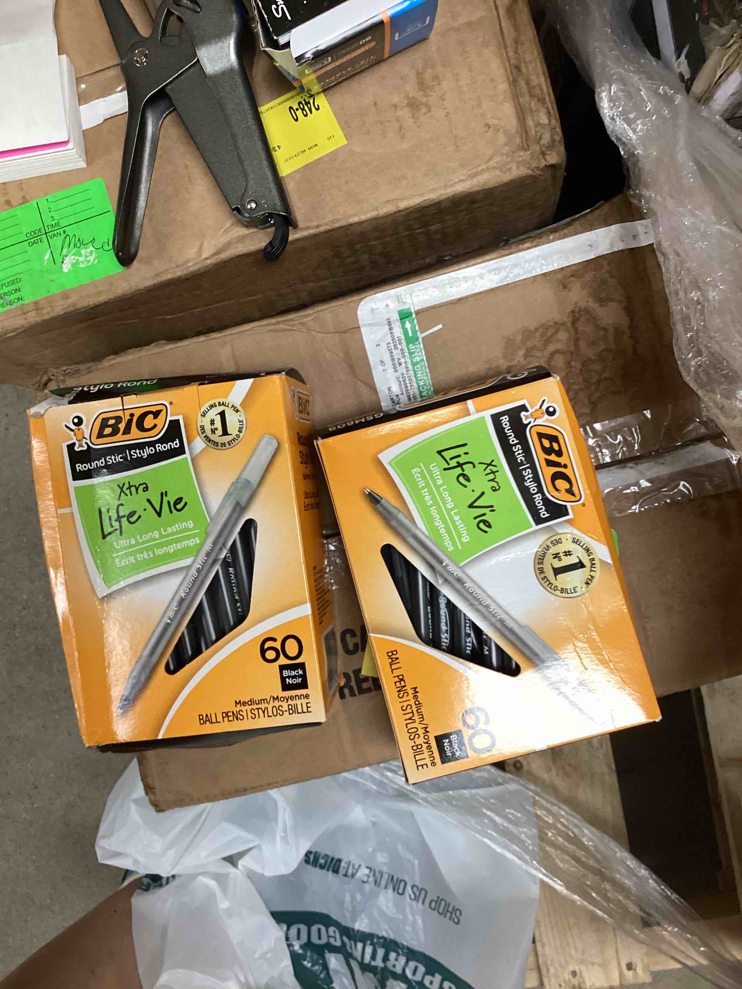 https://s3.amazonaws.com/lotting-images-prod/bidfta/PNK1836286_1751558478085.jpeg