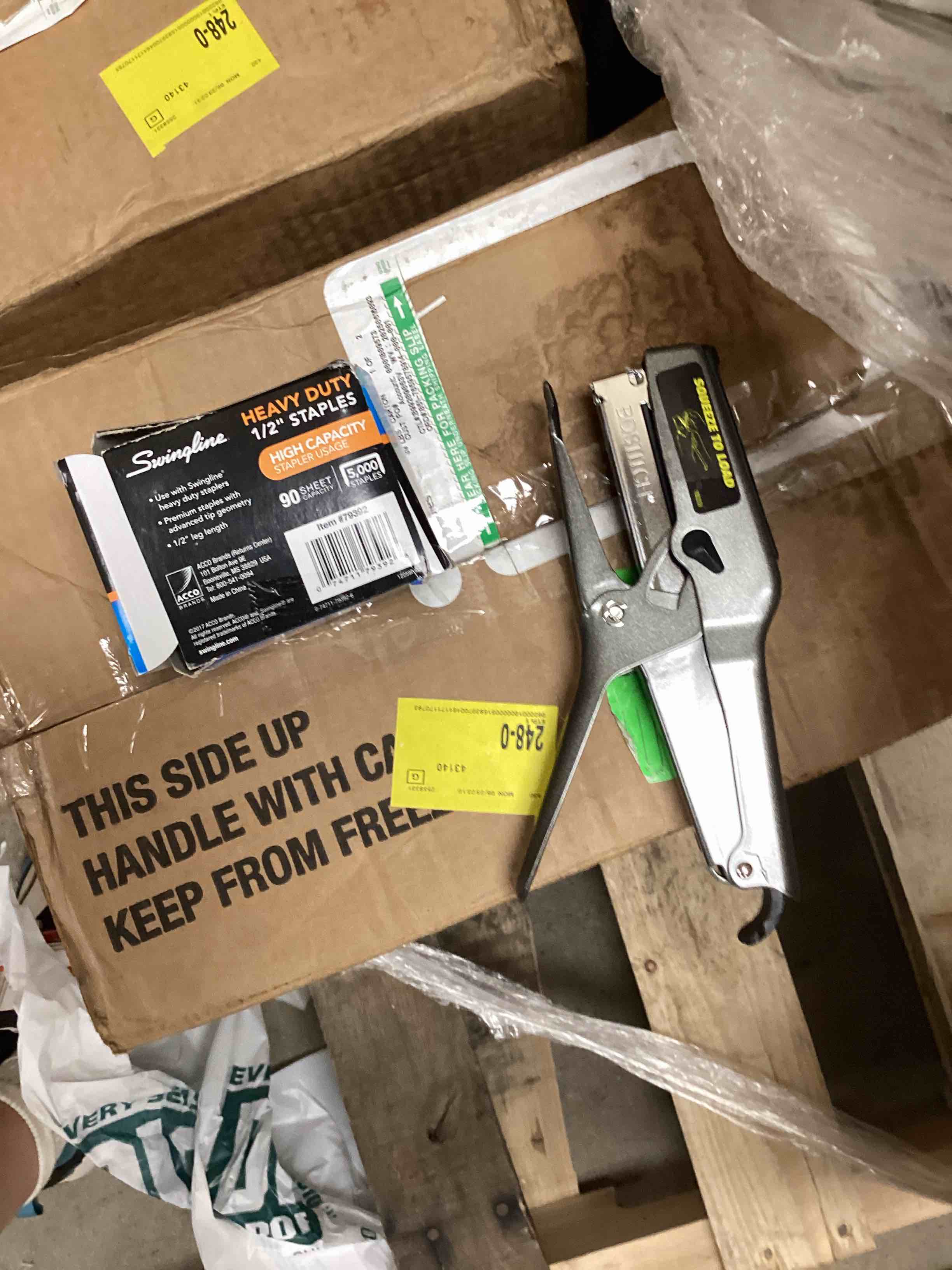https://s3.amazonaws.com/lotting-images-prod/bidfta/PNK1836287_1751558637372.jpeg