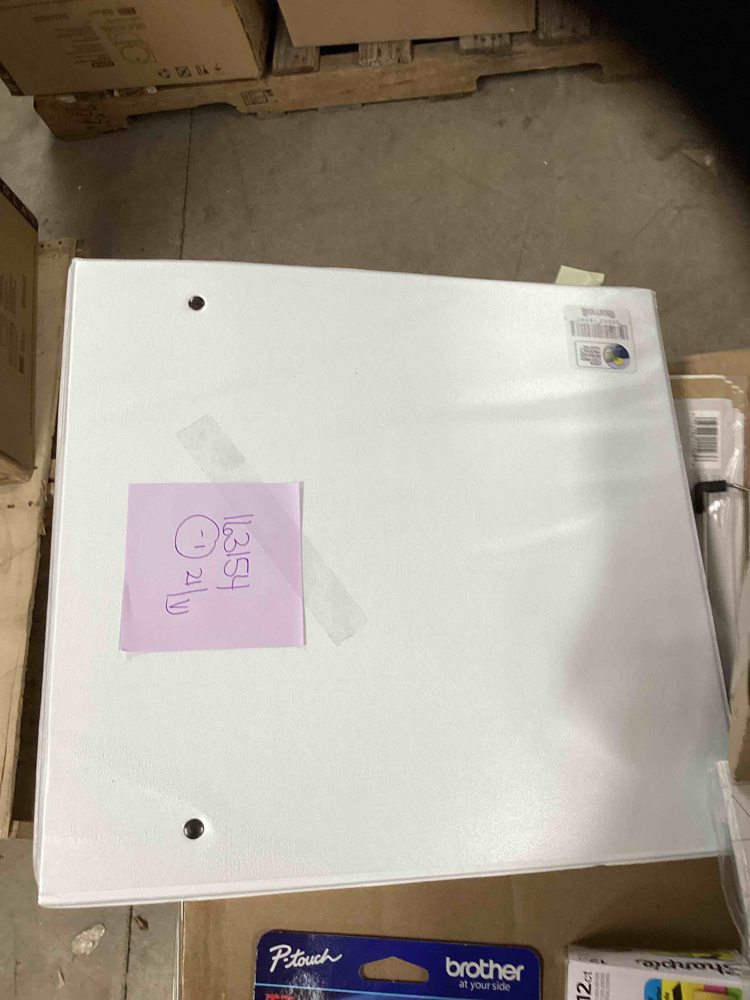 https://s3.amazonaws.com/lotting-images-prod/bidfta/PNK1836376_1751578243211.jpeg