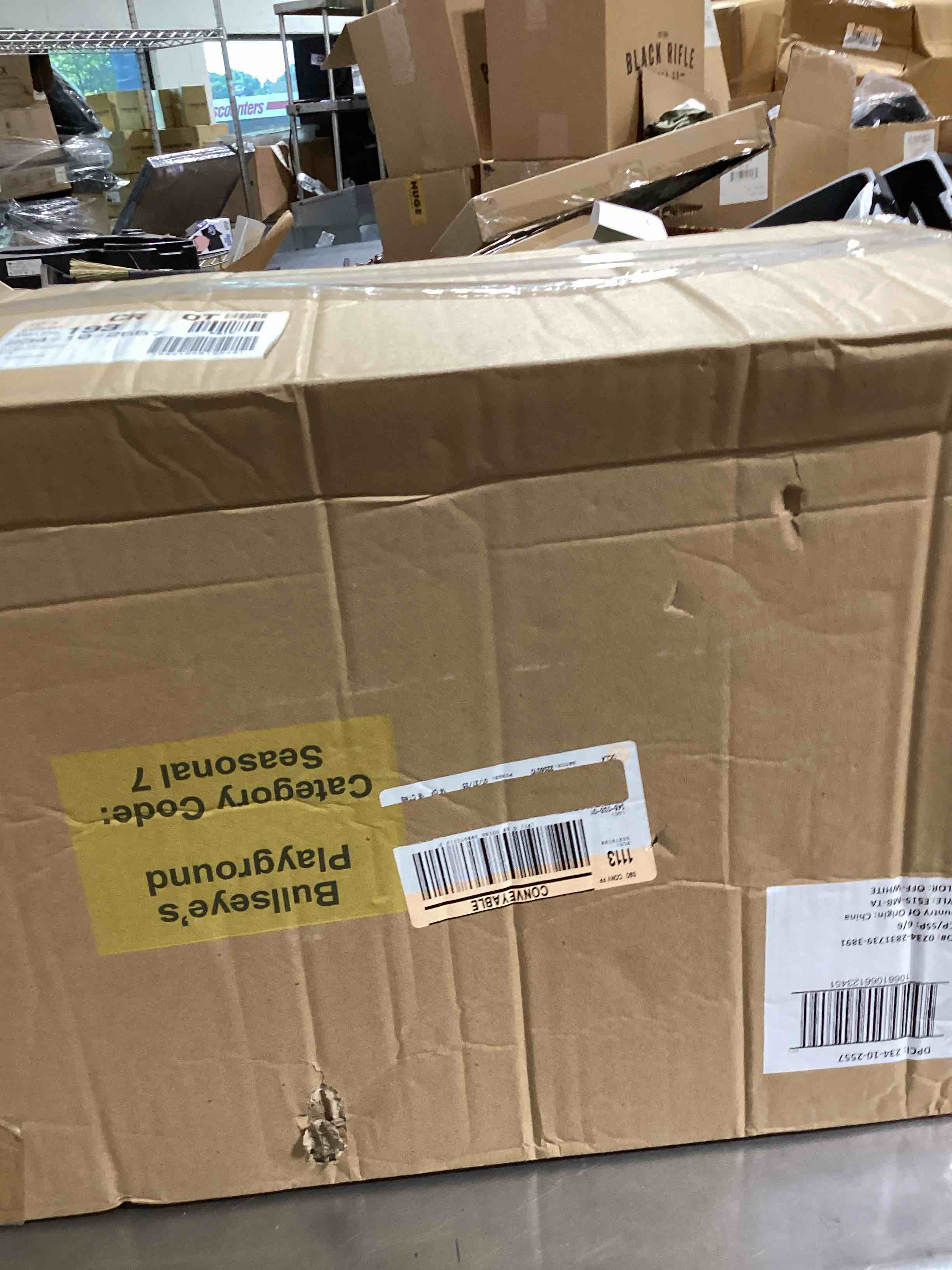 https://s3.amazonaws.com/lotting-images-prod/bidfta/PNK1836384_1751637572802.jpeg