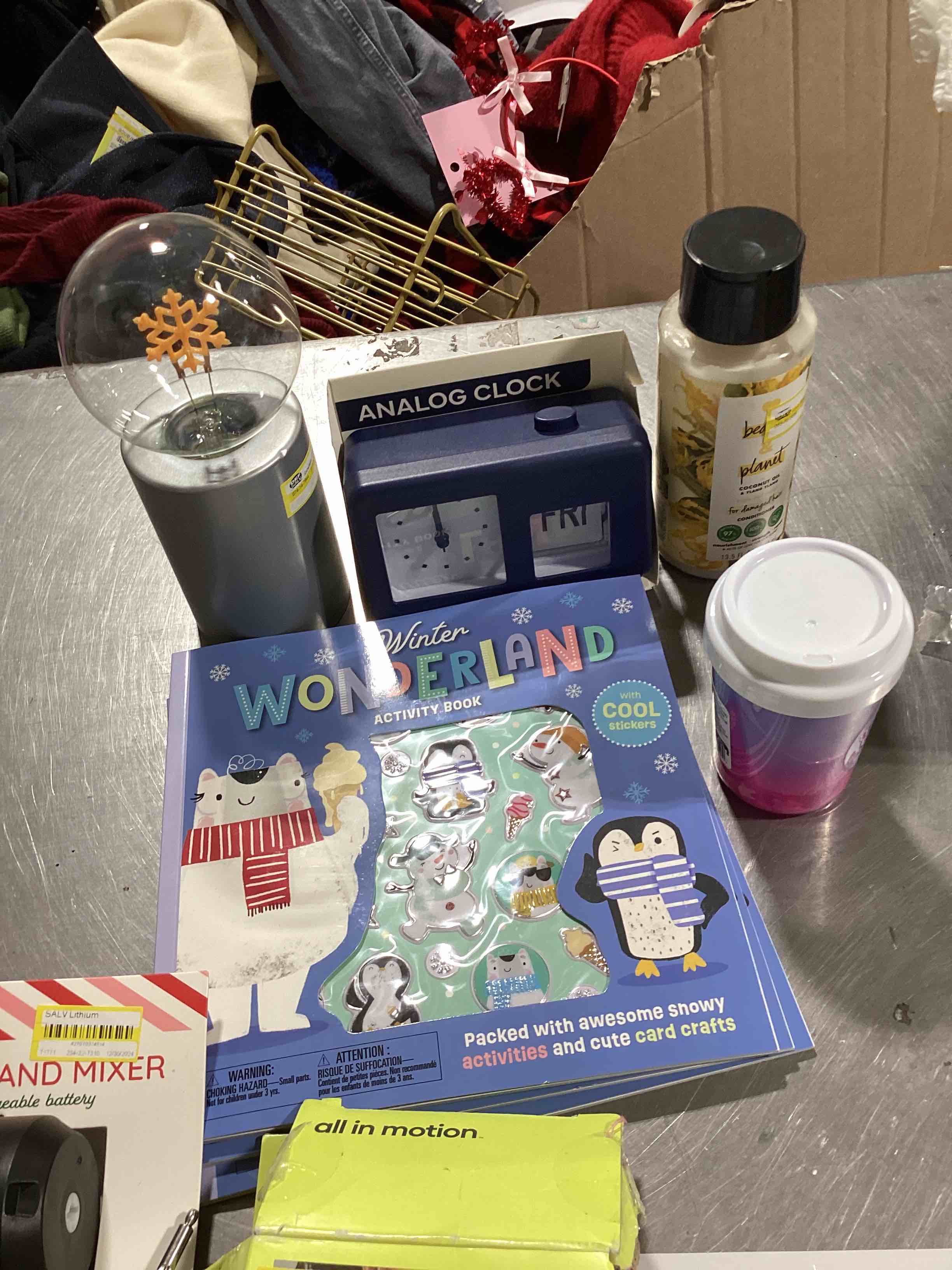 Assorted items 