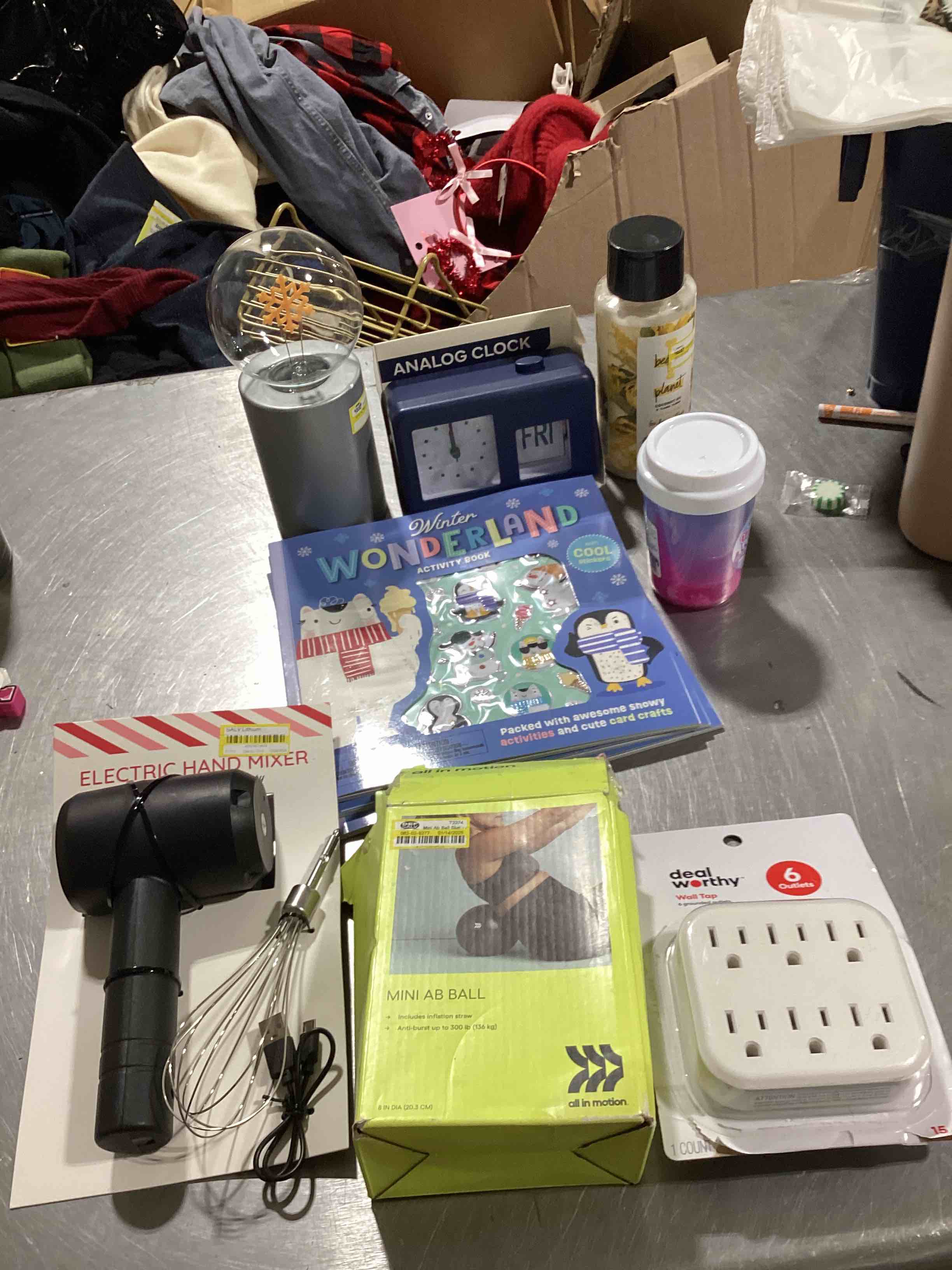 https://s3.amazonaws.com/lotting-images-prod/bidfta/PNK1836611_1751983087860.jpeg