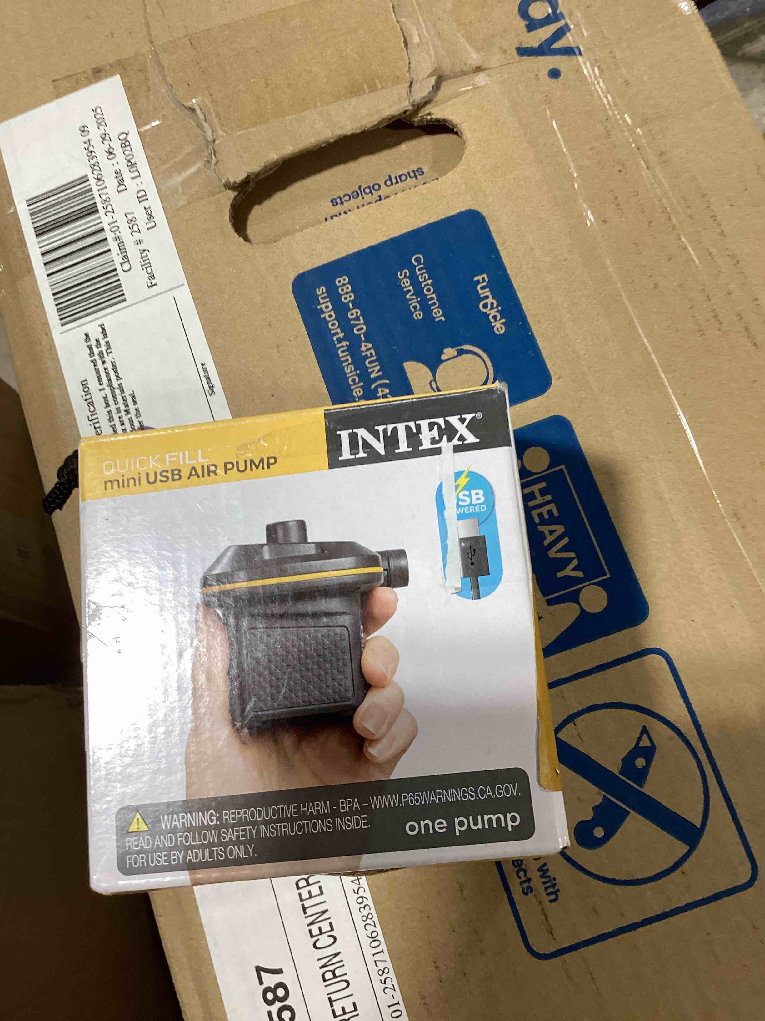 https://s3.amazonaws.com/lotting-images-prod/bidfta/PNK1837093_1756157166698.jpeg