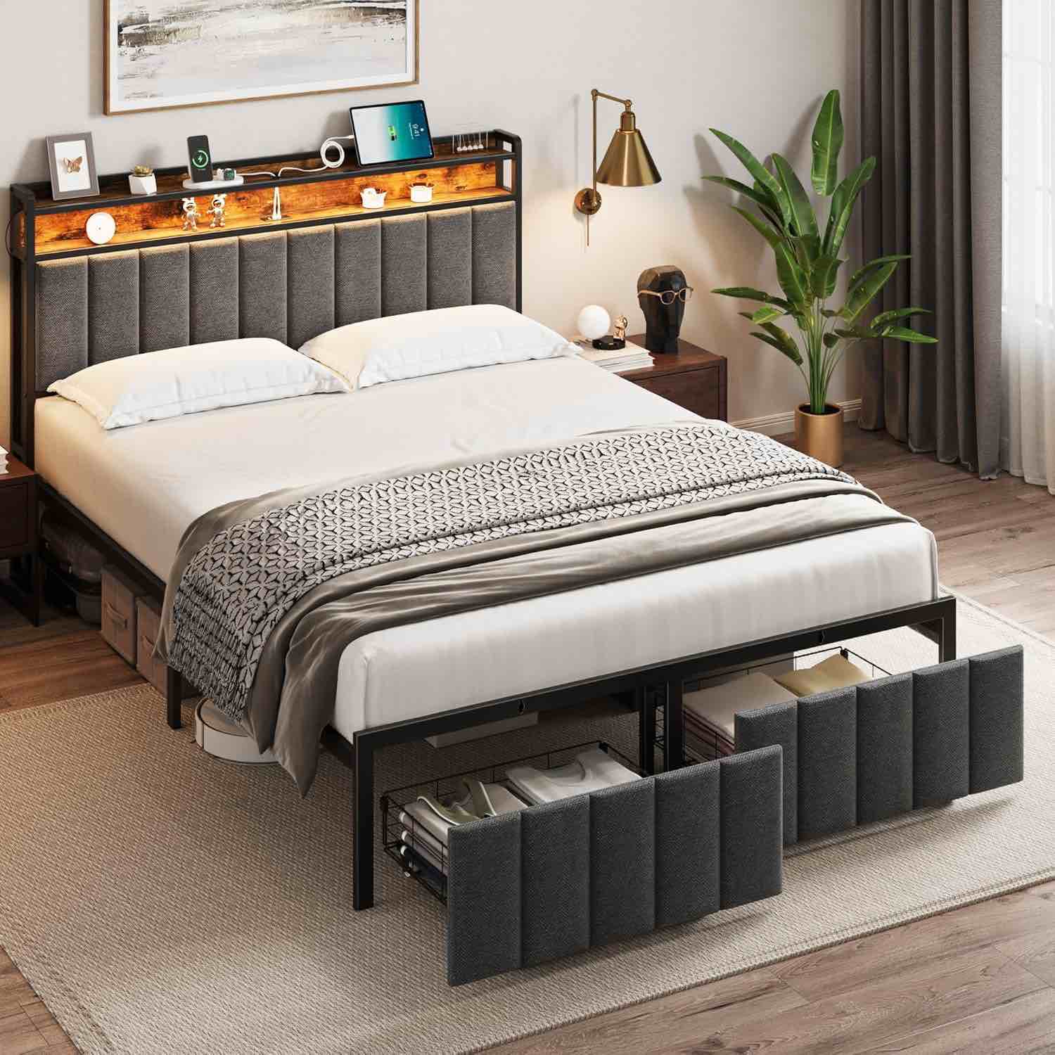 Full size upholstered bed with 2 nightstands in light grey velvet C837FUB-LGY-VV-3X