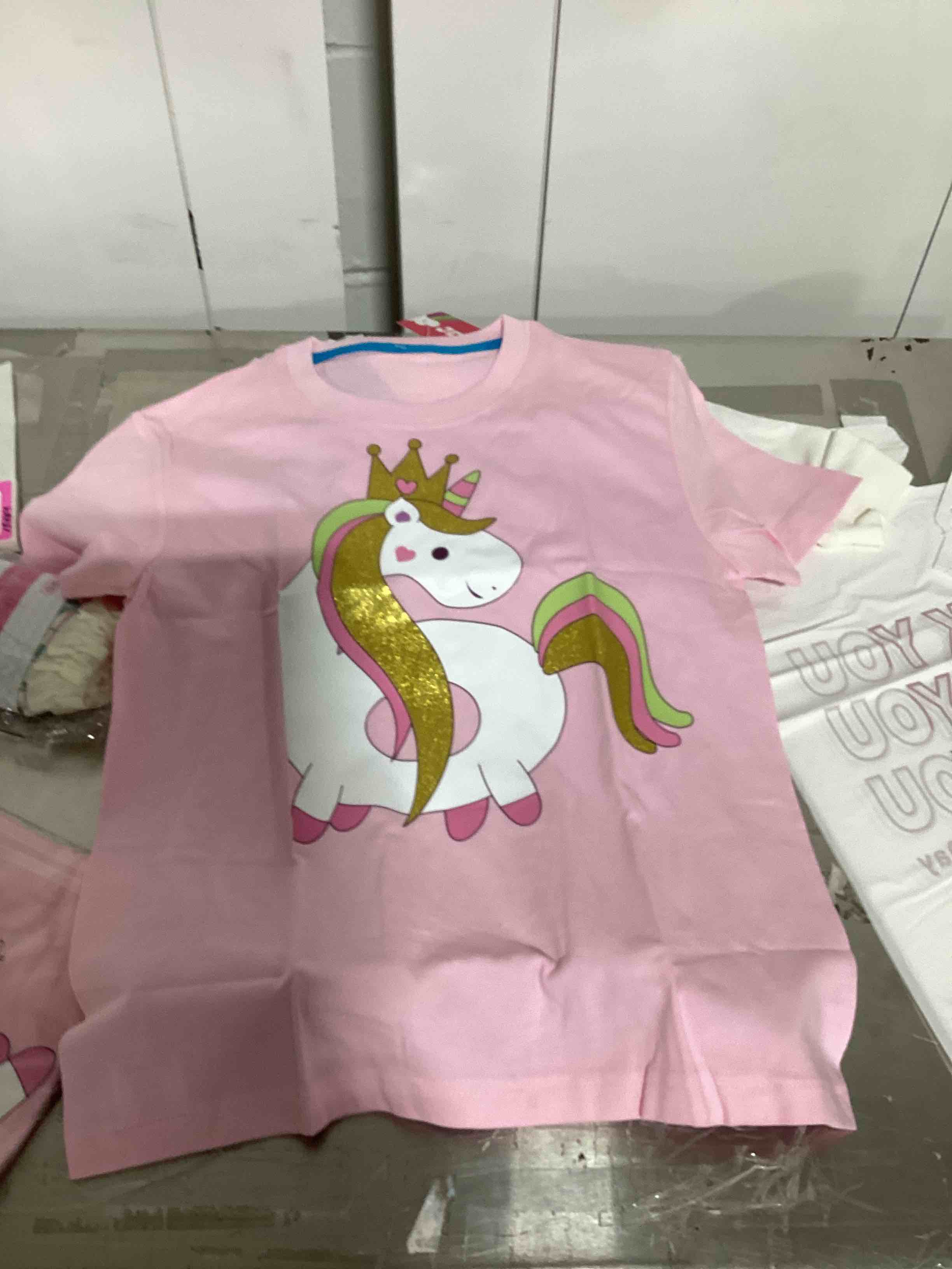 https://s3.amazonaws.com/lotting-images-prod/bidfta/PNK1837177_1756478292720.jpeg