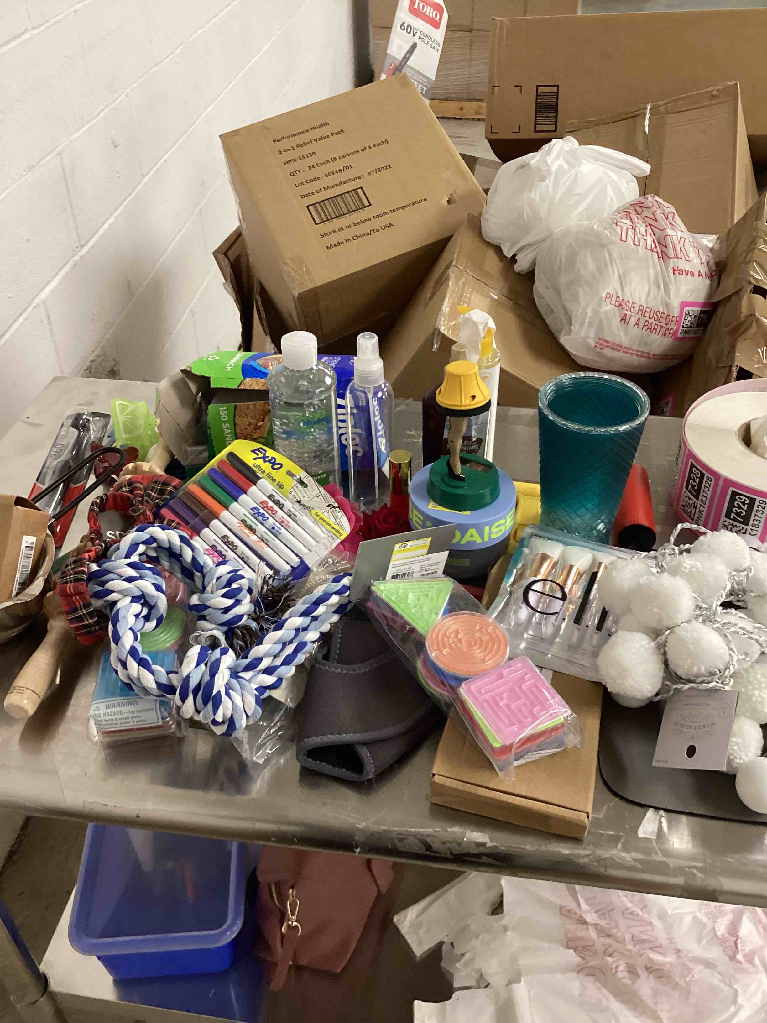 Assorted items 