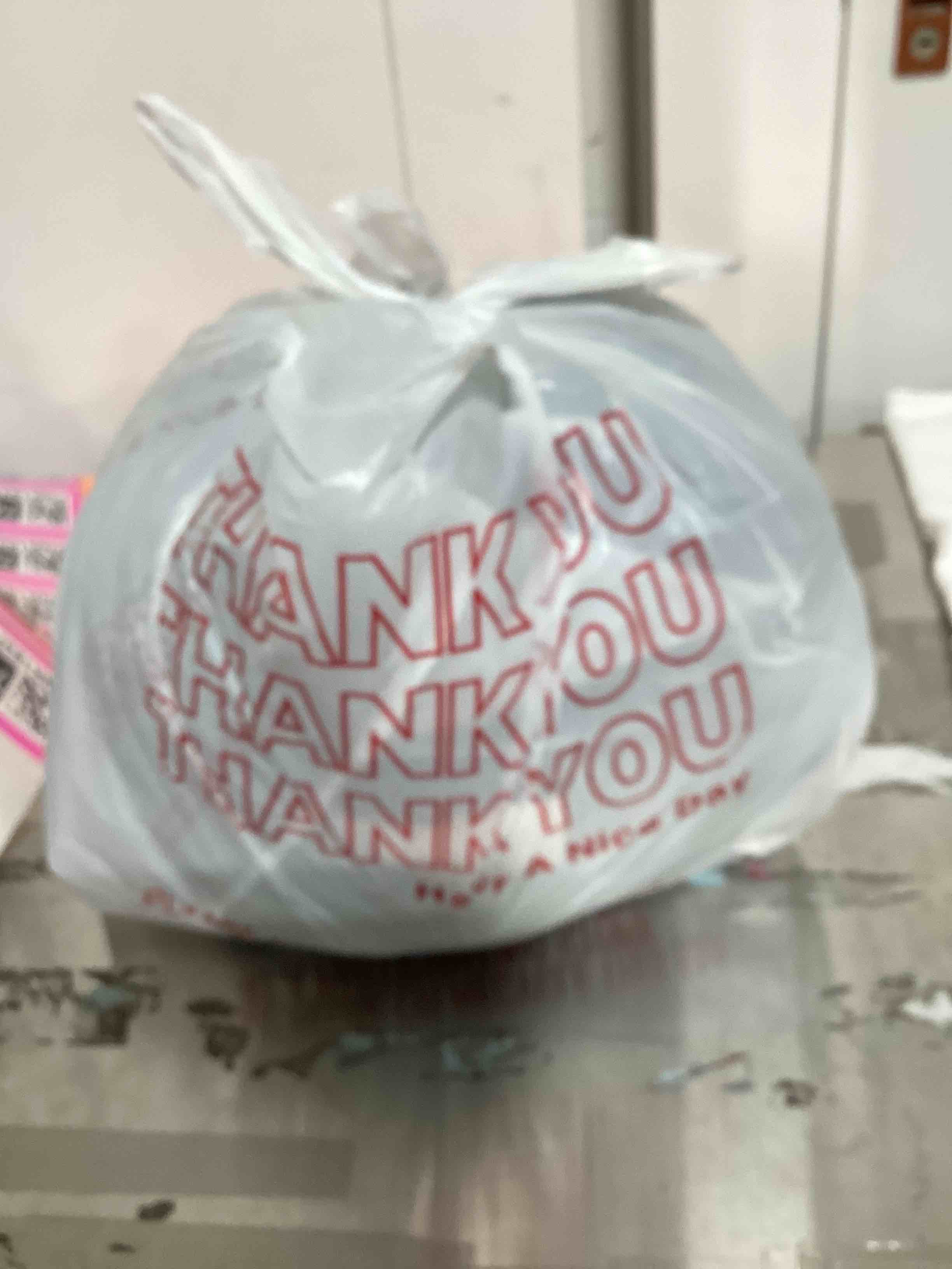 https://s3.amazonaws.com/lotting-images-prod/bidfta/PNK1837413_1756488209306.jpeg