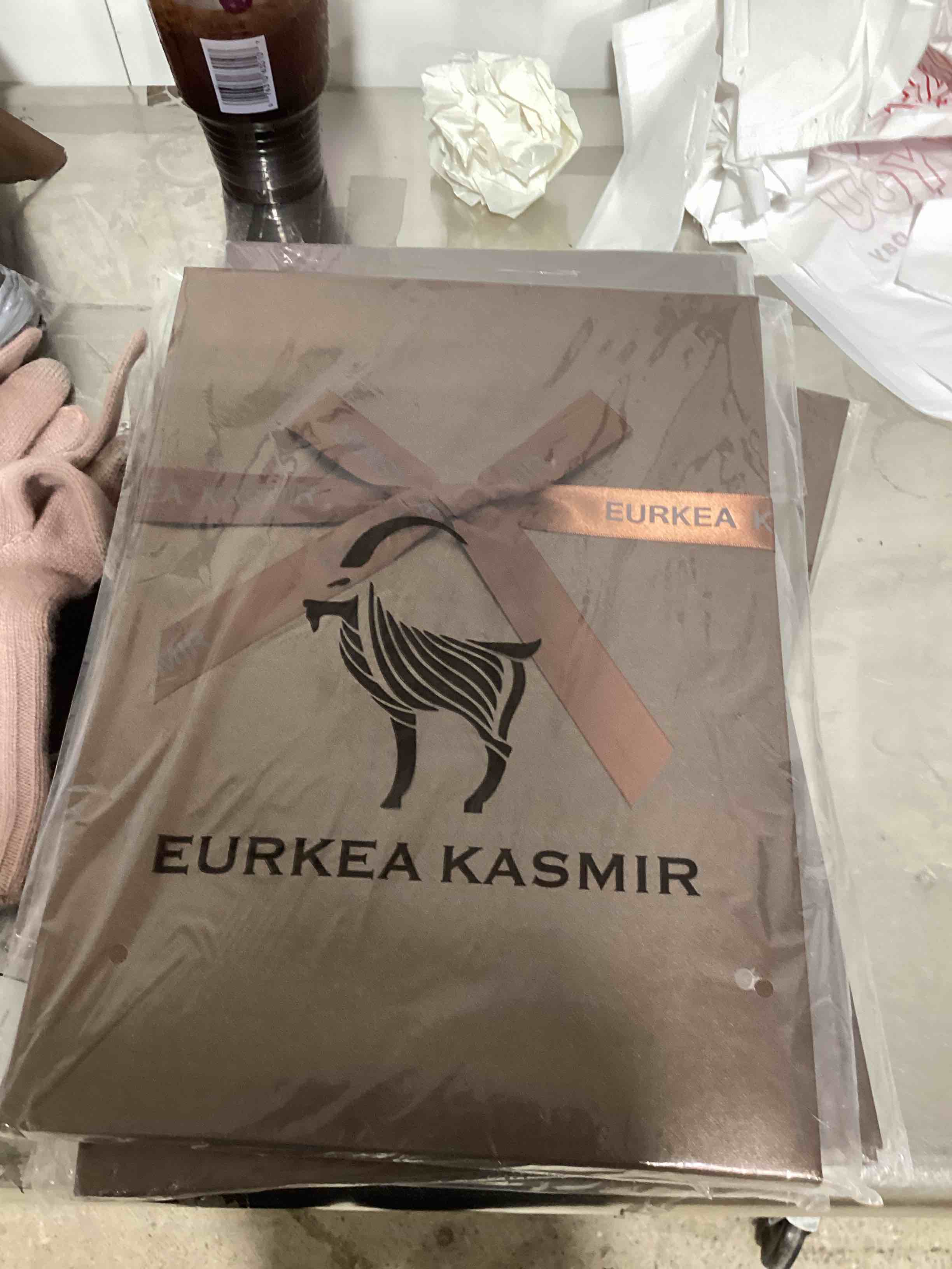 Eureka Sets Gifts set Hat Scarf 