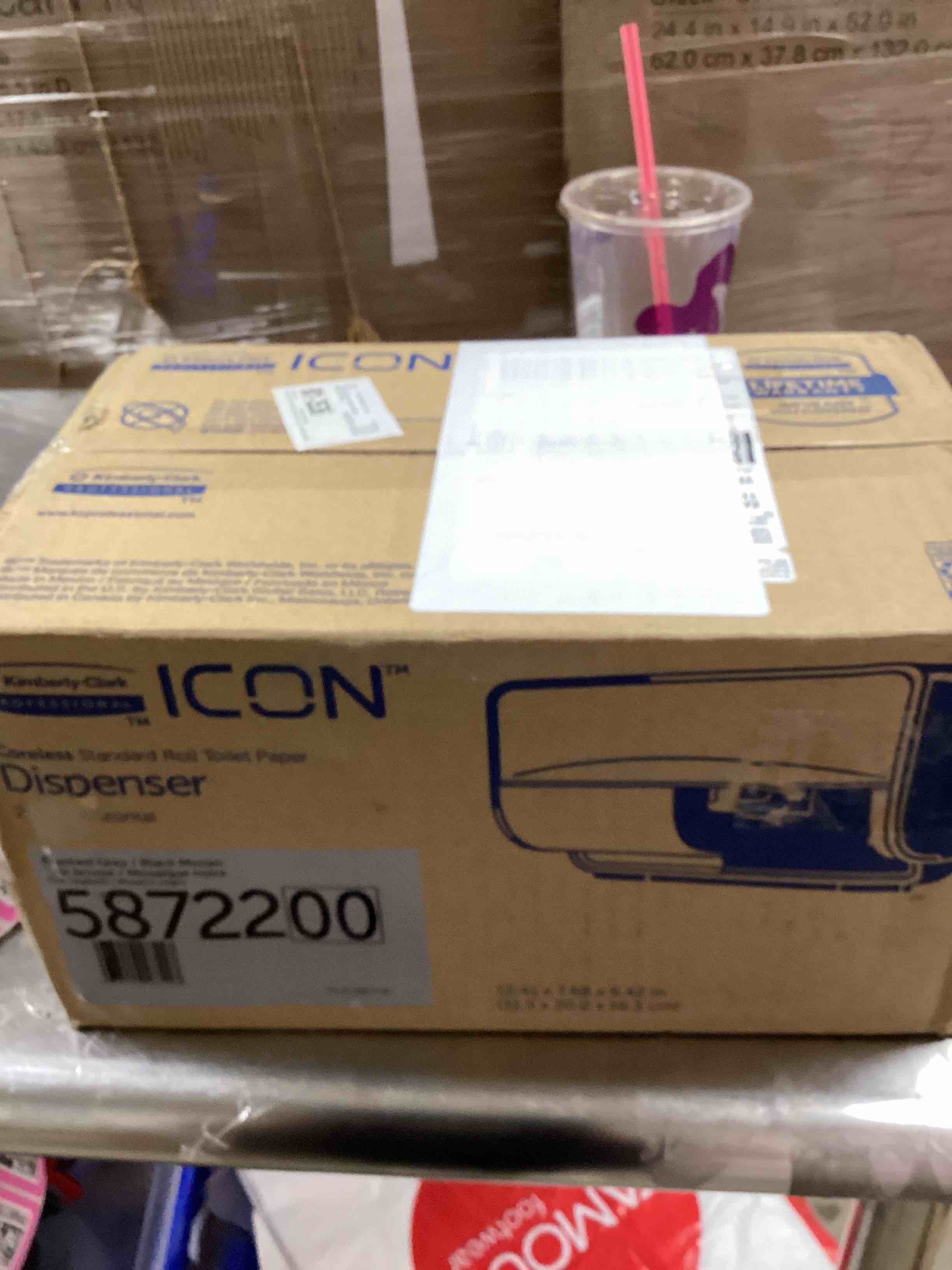 https://s3.amazonaws.com/lotting-images-prod/bidfta/PNK1837589_1756763246588.jpeg