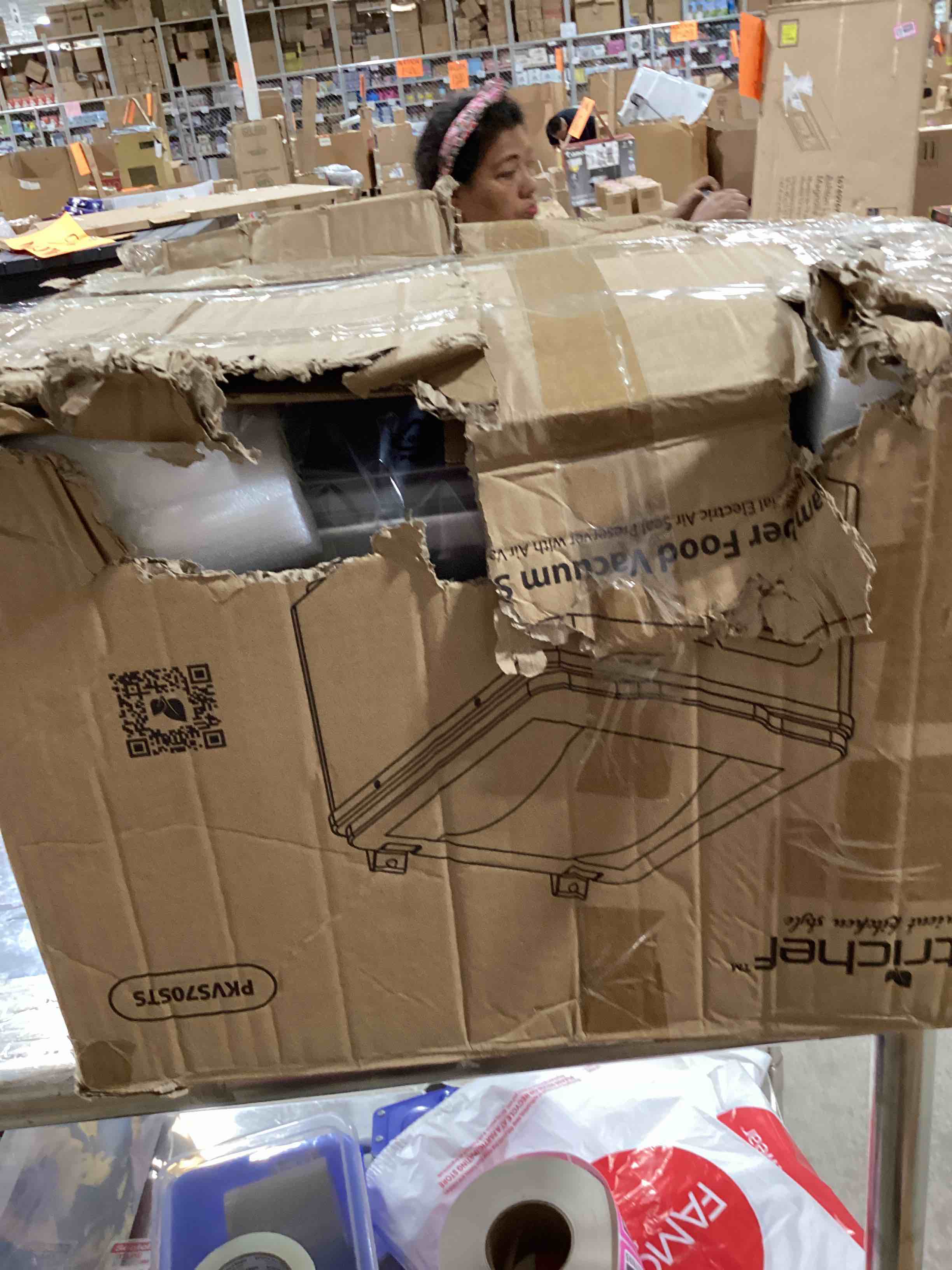 https://s3.amazonaws.com/lotting-images-prod/bidfta/PNK1837592_1756821698517.jpeg