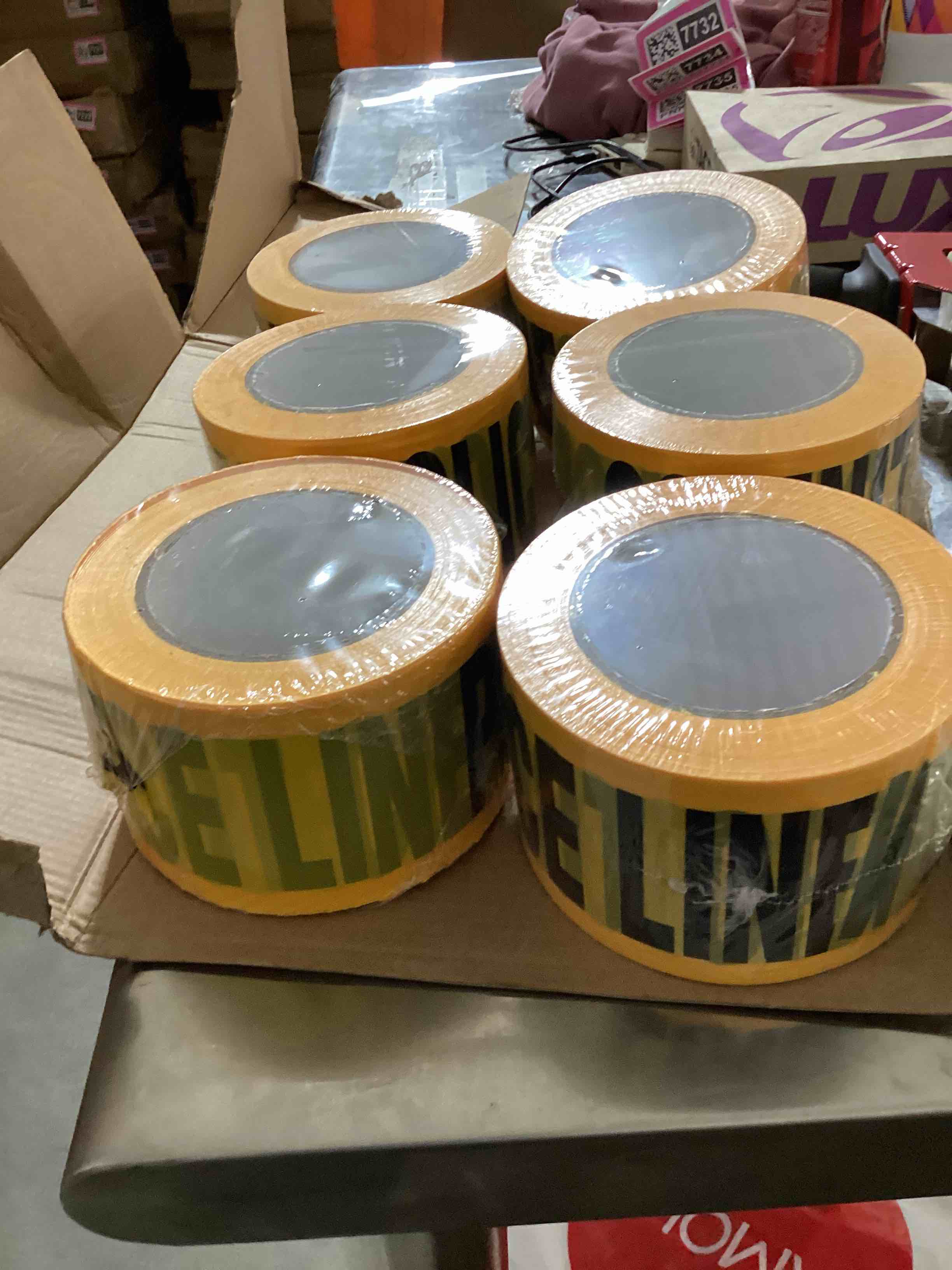 https://s3.amazonaws.com/lotting-images-prod/bidfta/PNK1837732_1756839984817.jpeg