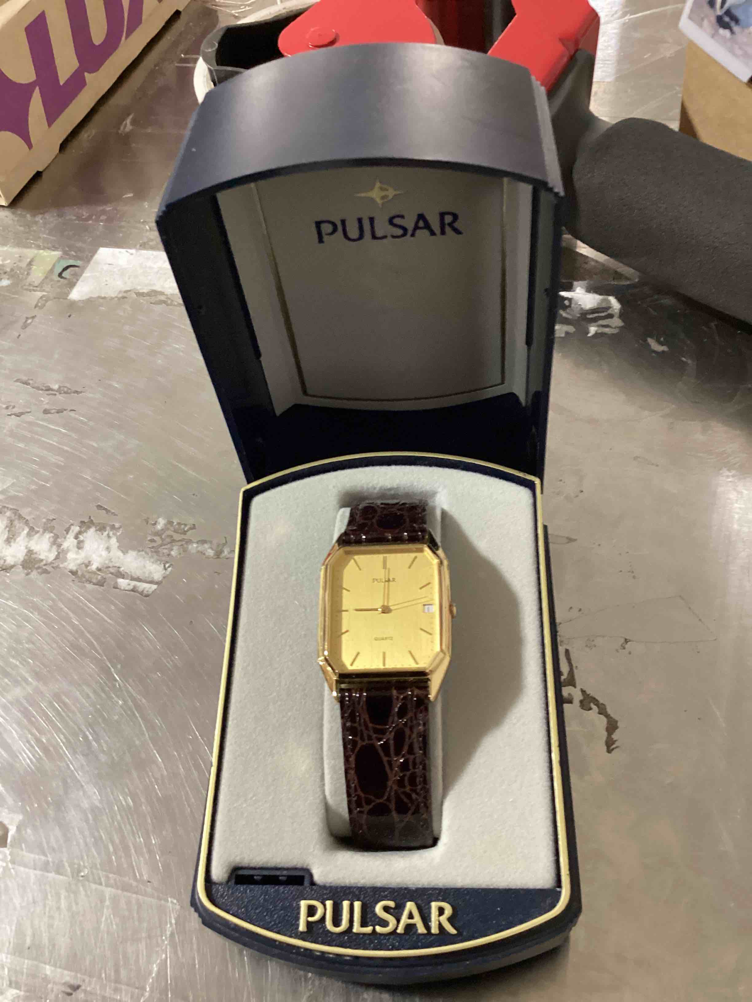 pulsar watch