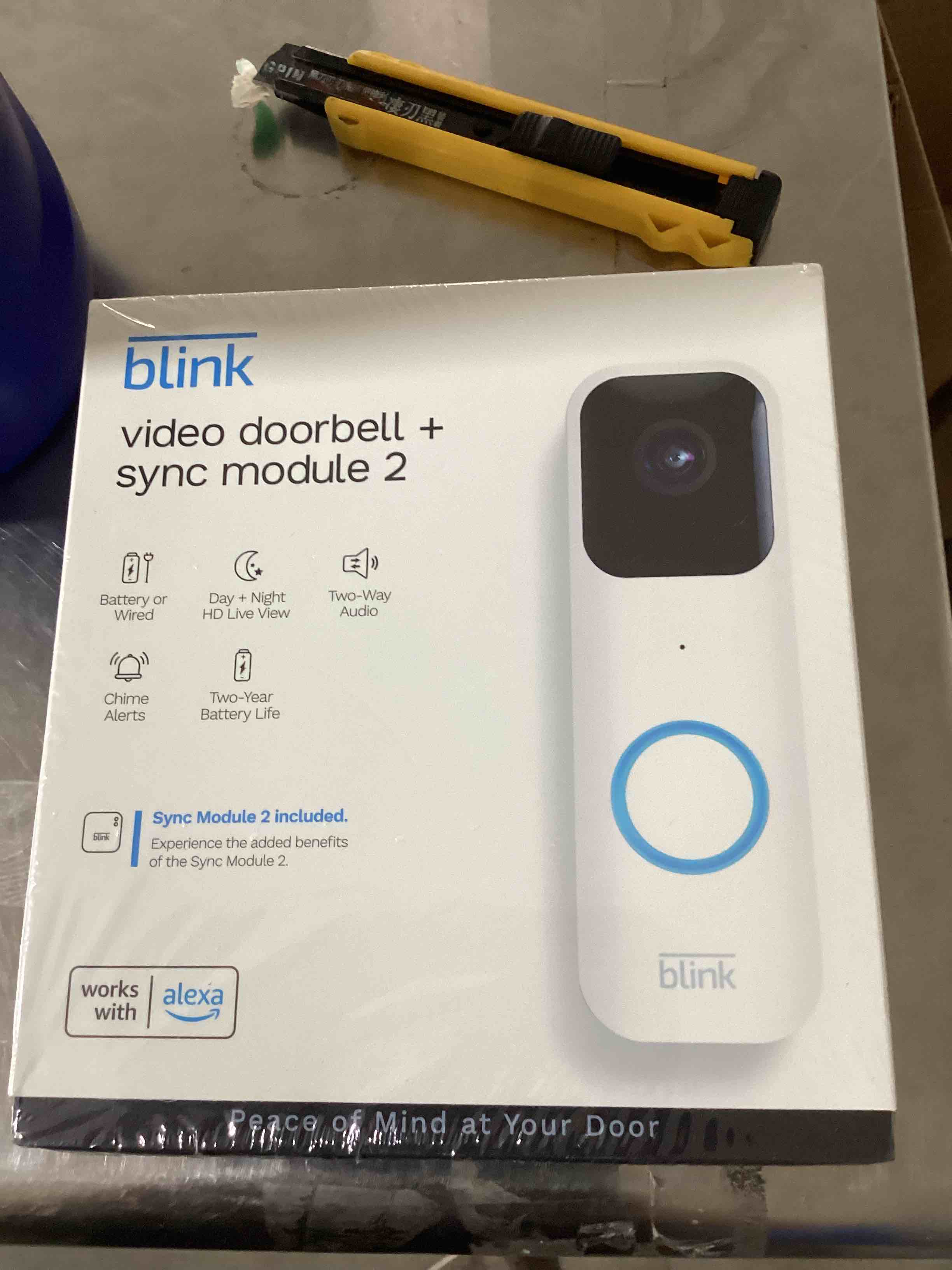 https://s3.amazonaws.com/lotting-images-prod/bidfta/PNK1837769_1756843933083.jpeg
