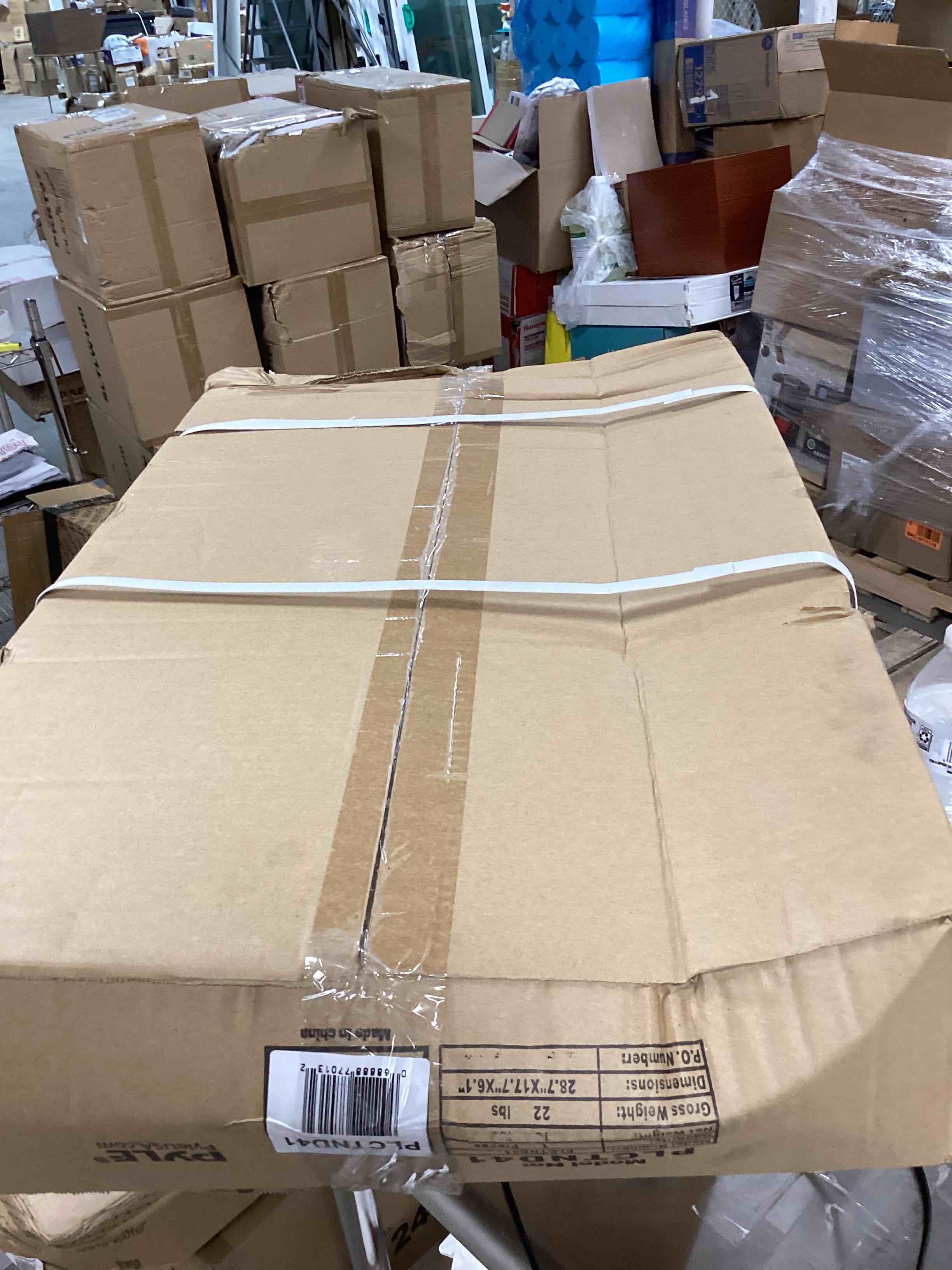 https://s3.amazonaws.com/lotting-images-prod/bidfta/PNK1837821_1757006552382.jpeg