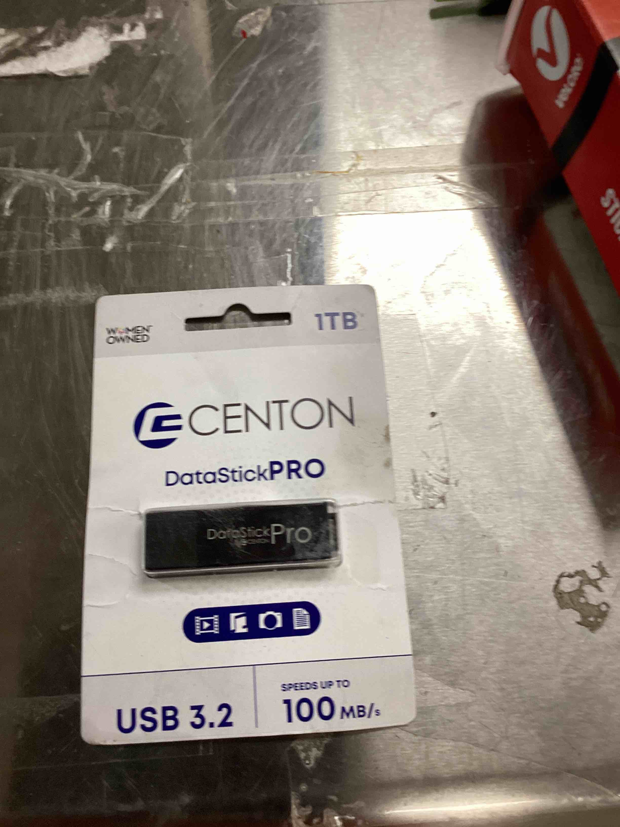https://s3.amazonaws.com/lotting-images-prod/bidfta/PNK1837932_1757080791138.jpeg