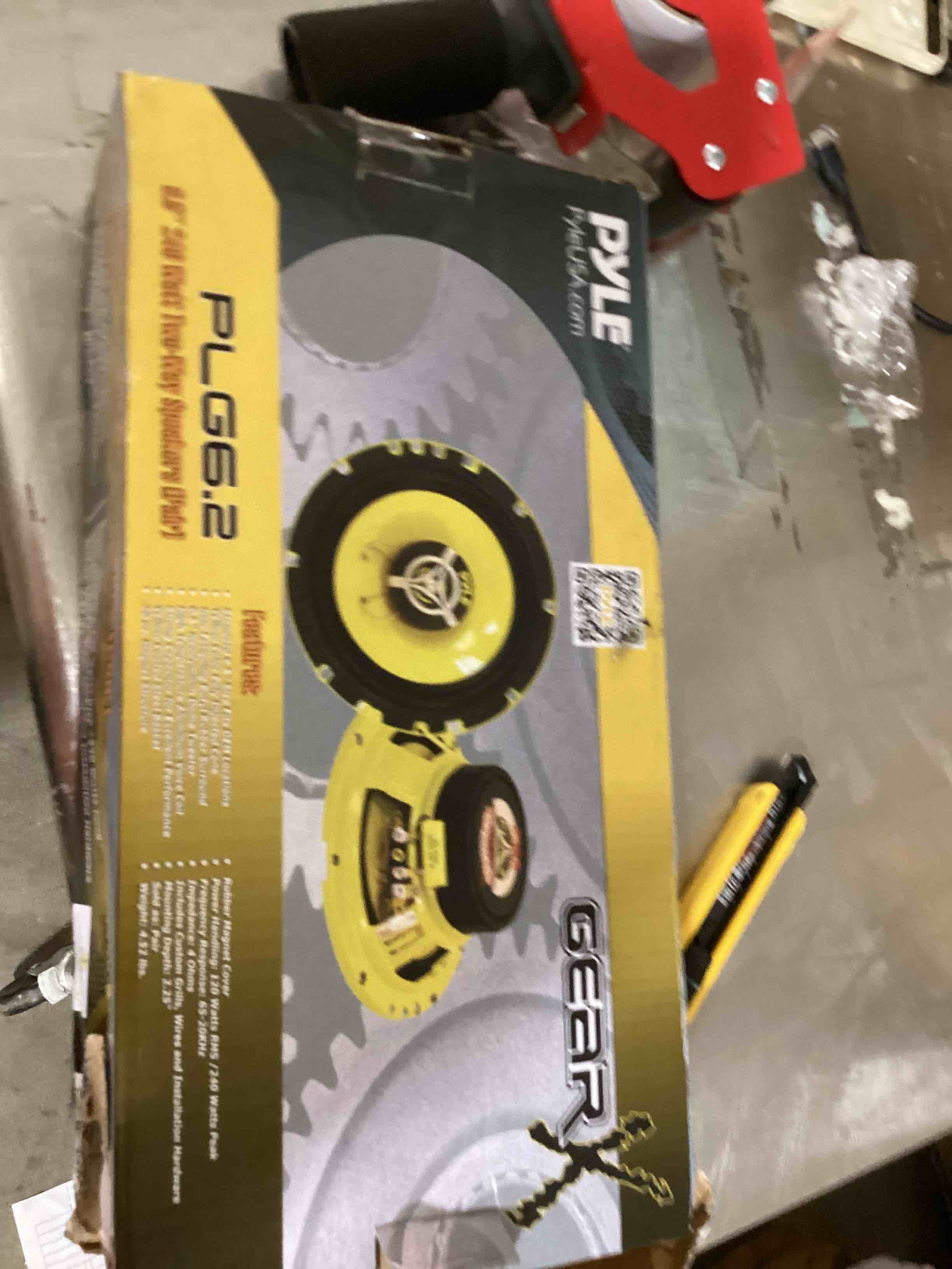 https://s3.amazonaws.com/lotting-images-prod/bidfta/PNK1837970_1757086223746.jpeg