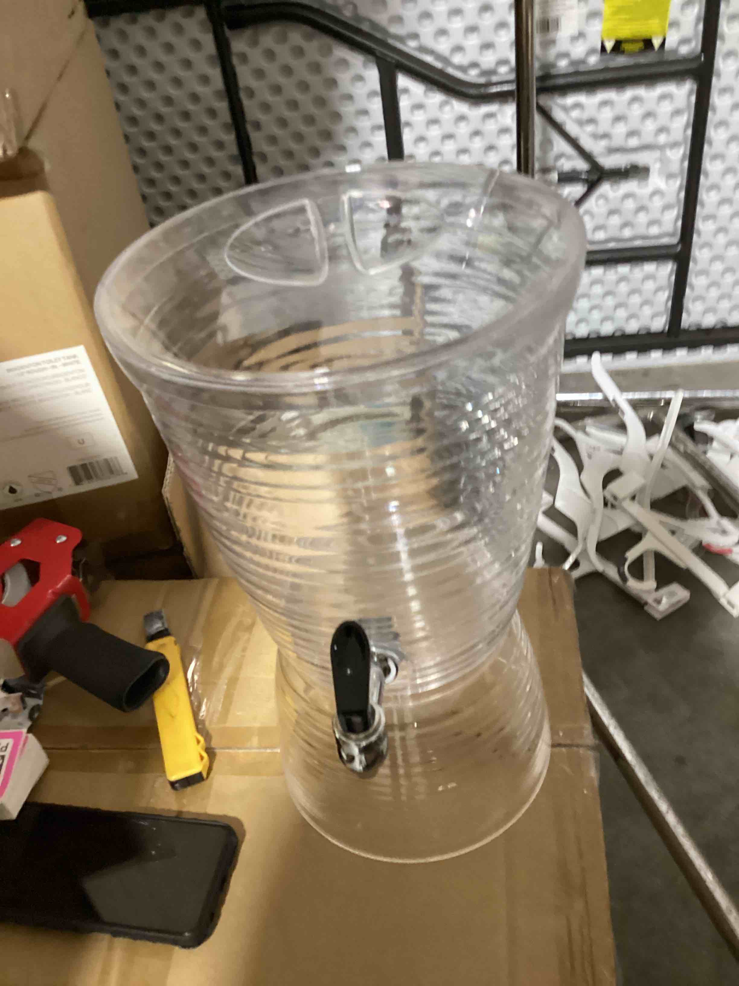 Plastic Drink spout 