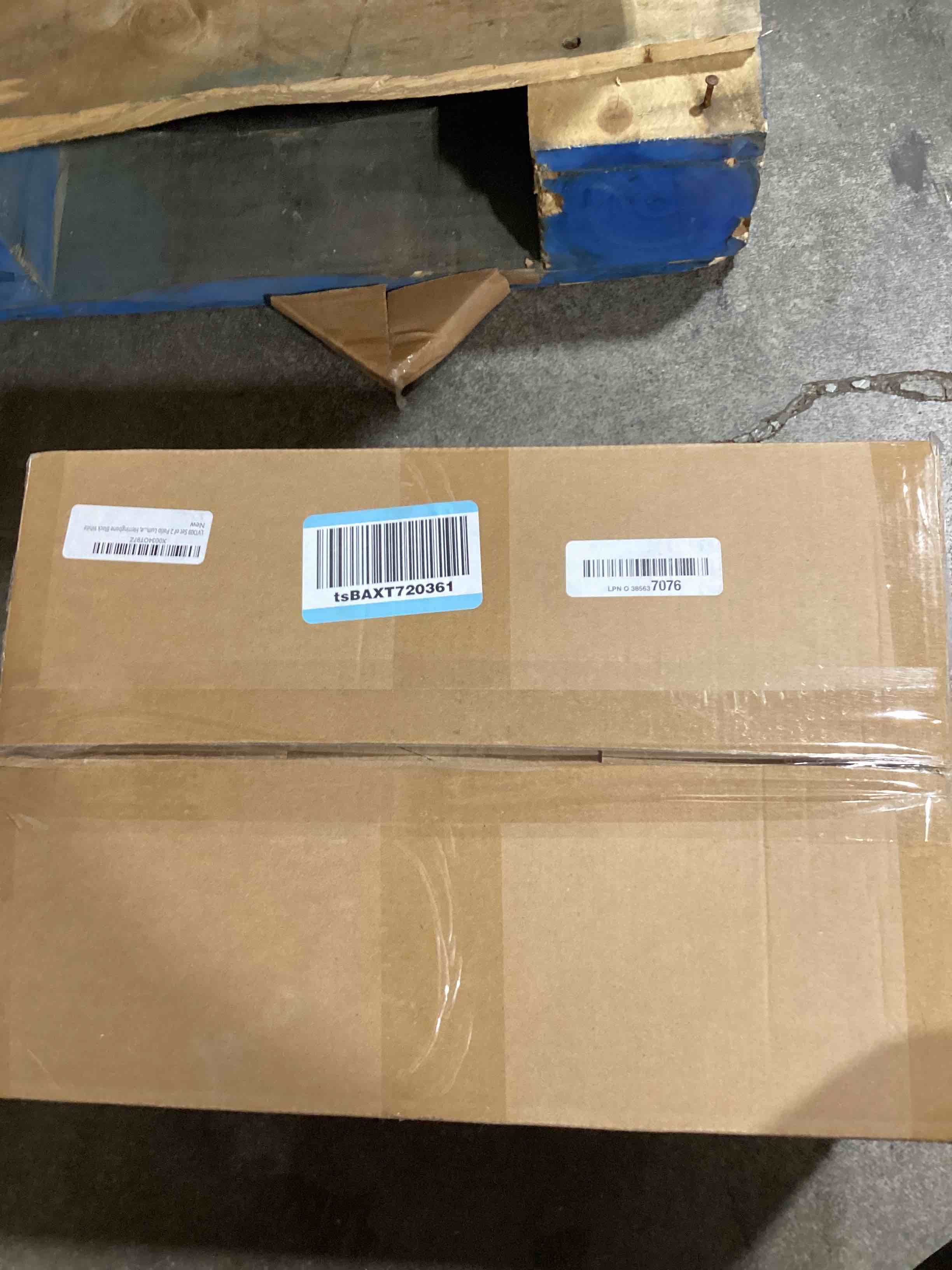 https://s3.amazonaws.com/lotting-images-prod/bidfta/PNK1838062_1757345479576.jpeg